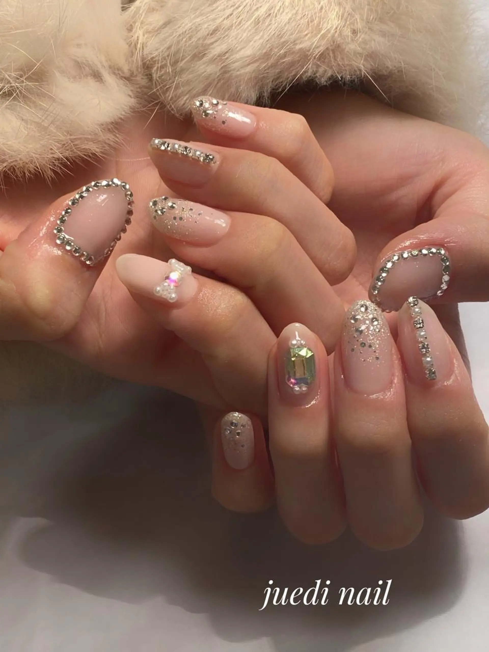 ネイル juedi nail(木曜日のネイル)所属・juedi nail 〜木曜日のネイル〜のネイルデザイン