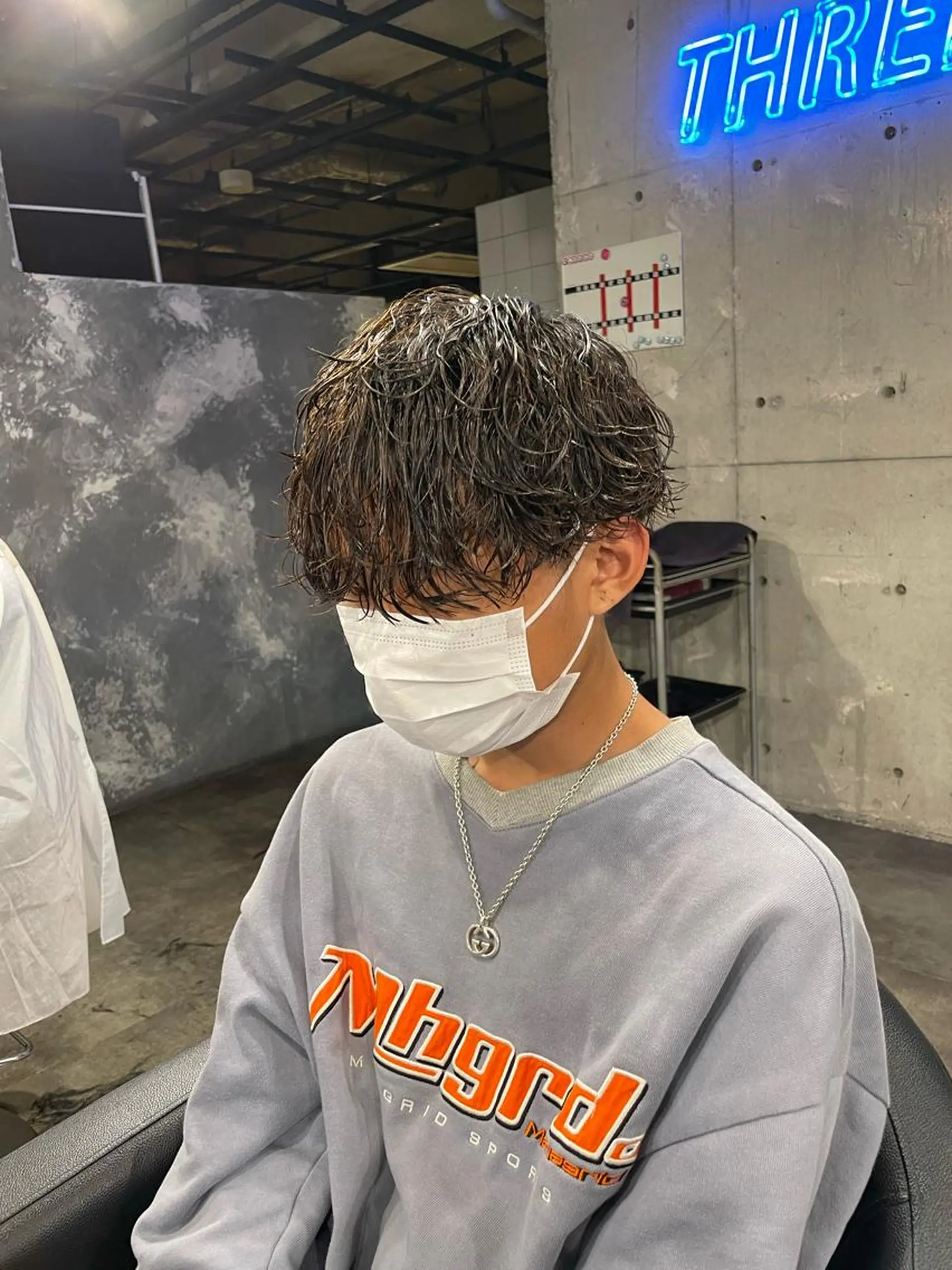 ショート パーマ メンズ ヘアカラー トリートメント ヘアセット 艶髪/透明感🪽 DISCO🪽のヘアスタイル