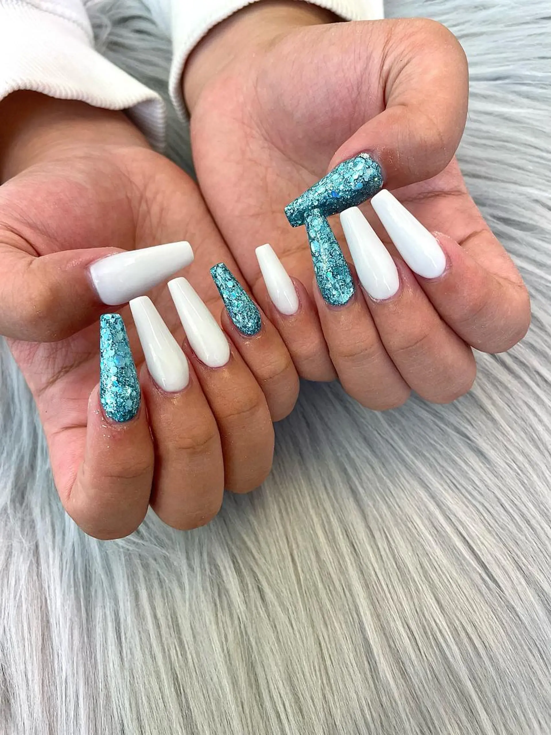 ネイル MADIA所属・MADIA SHIANのネイルデザイン