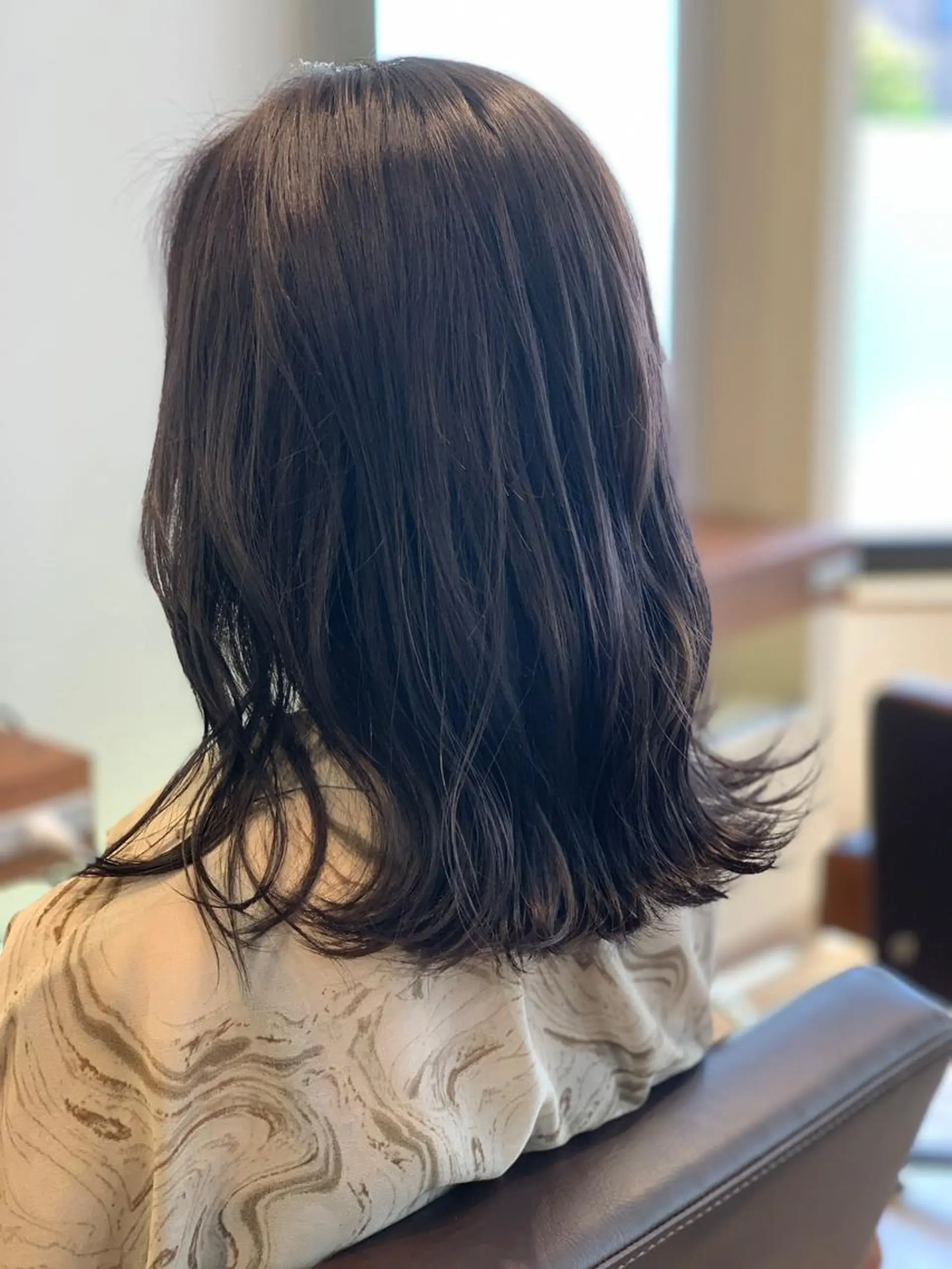 ミディアム カラー ケアカラー ハイライトカラー ハイライト カット トリートメント charmia hair所属・シャルミア ヘアのヘアスタイル