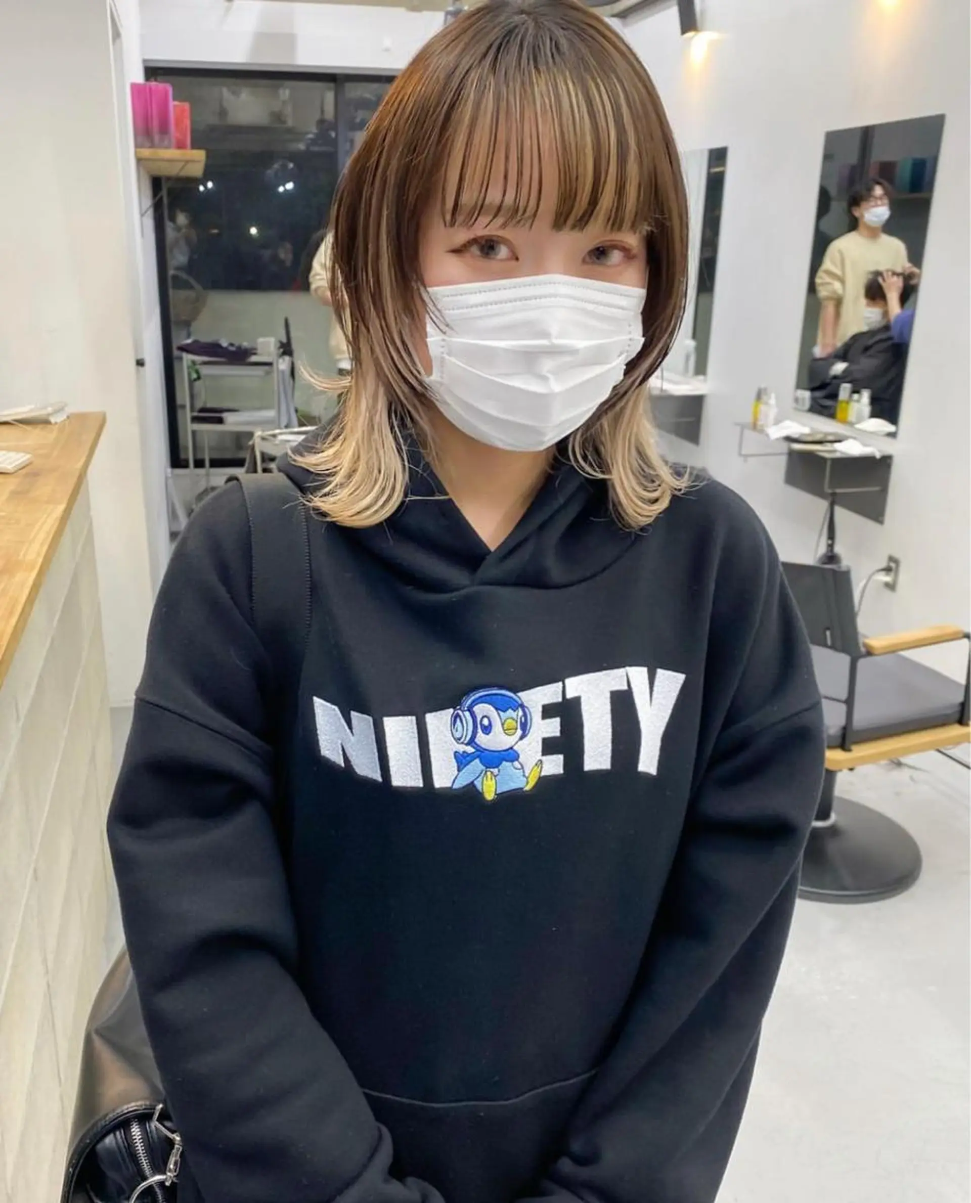 ミディアム カラー スパイキーショート パーマ　具志堅　太志のヘアスタイル