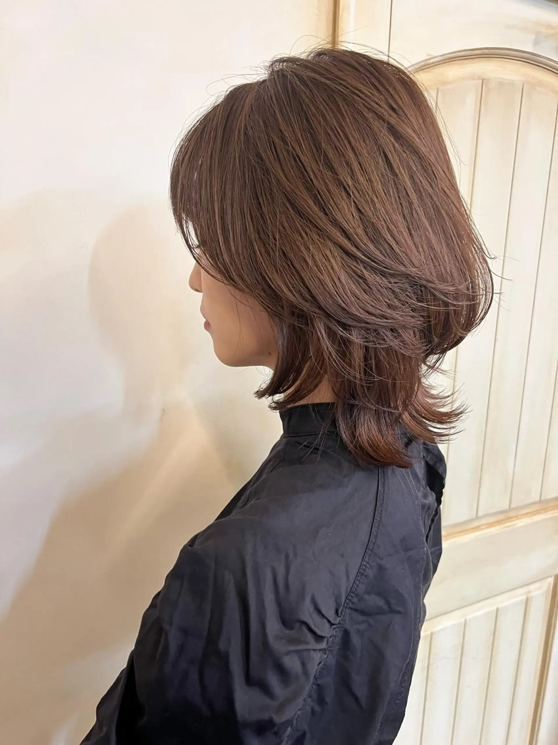 ミディアム カラー ベージュカラー ブリーチ ブラウンカラー 透明感カラー ブリーチなしカラー カット ヘアカラー トリートメント 誰より丁寧なカット/ 小林輝/レイヤーのヘアスタイル