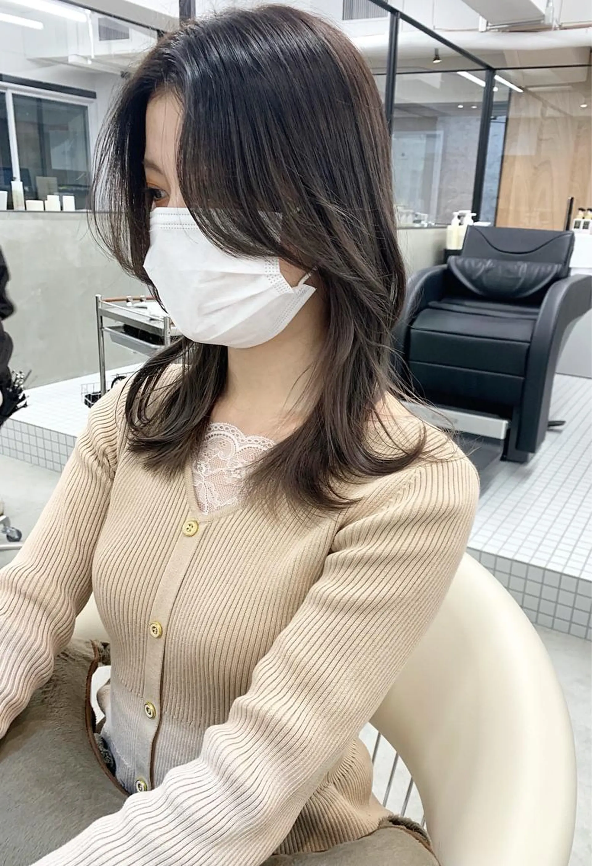 ミディアム カラー くびれヘア カット ヘアカラー 樫原裕二/レイヤー カット/透明感カラーのヘアスタイル