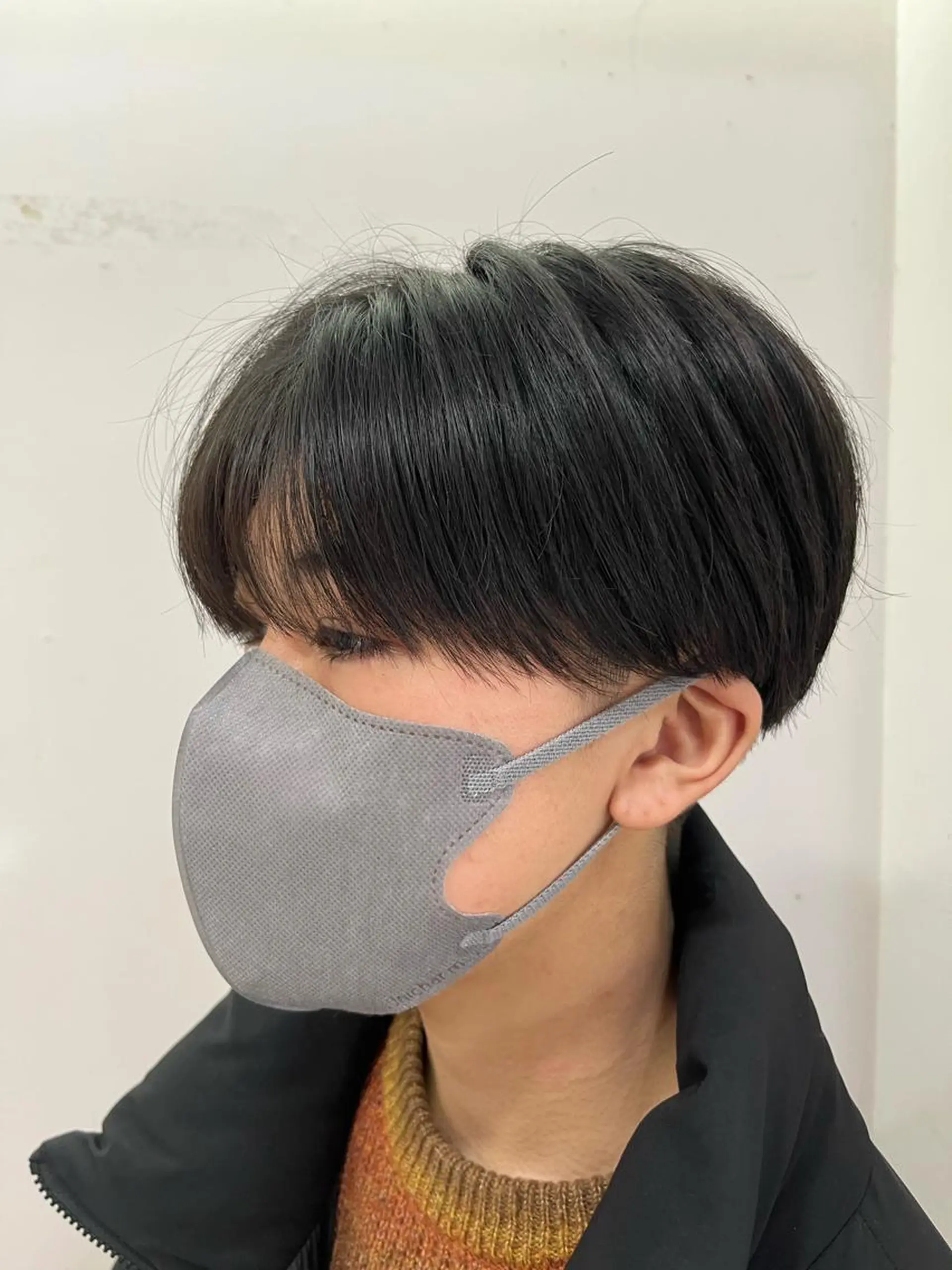 ショート パーマ メンズ メンズパーマ シースルーバング ニュアンスパーマ カット パーマ 韓国メンズヘア/ 毛流れヘア　須田龍世のヘアスタイル