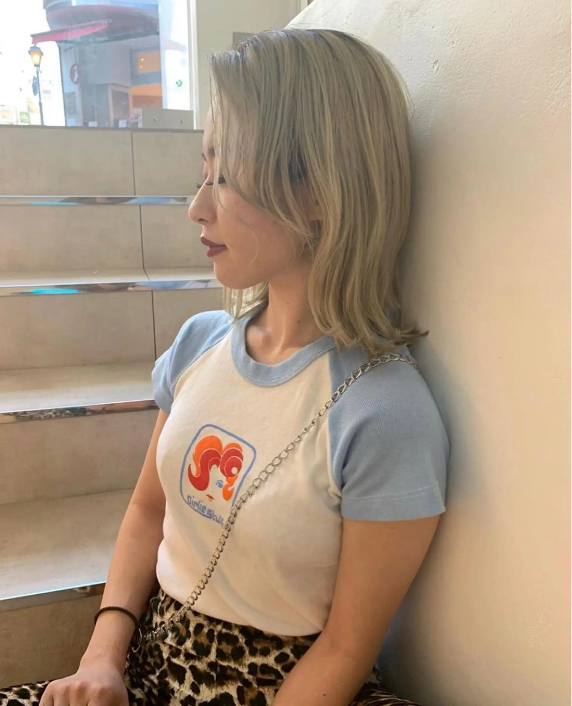 セミロング ヘアカラー レイヤーカット カノン🩷のヘアスタイル