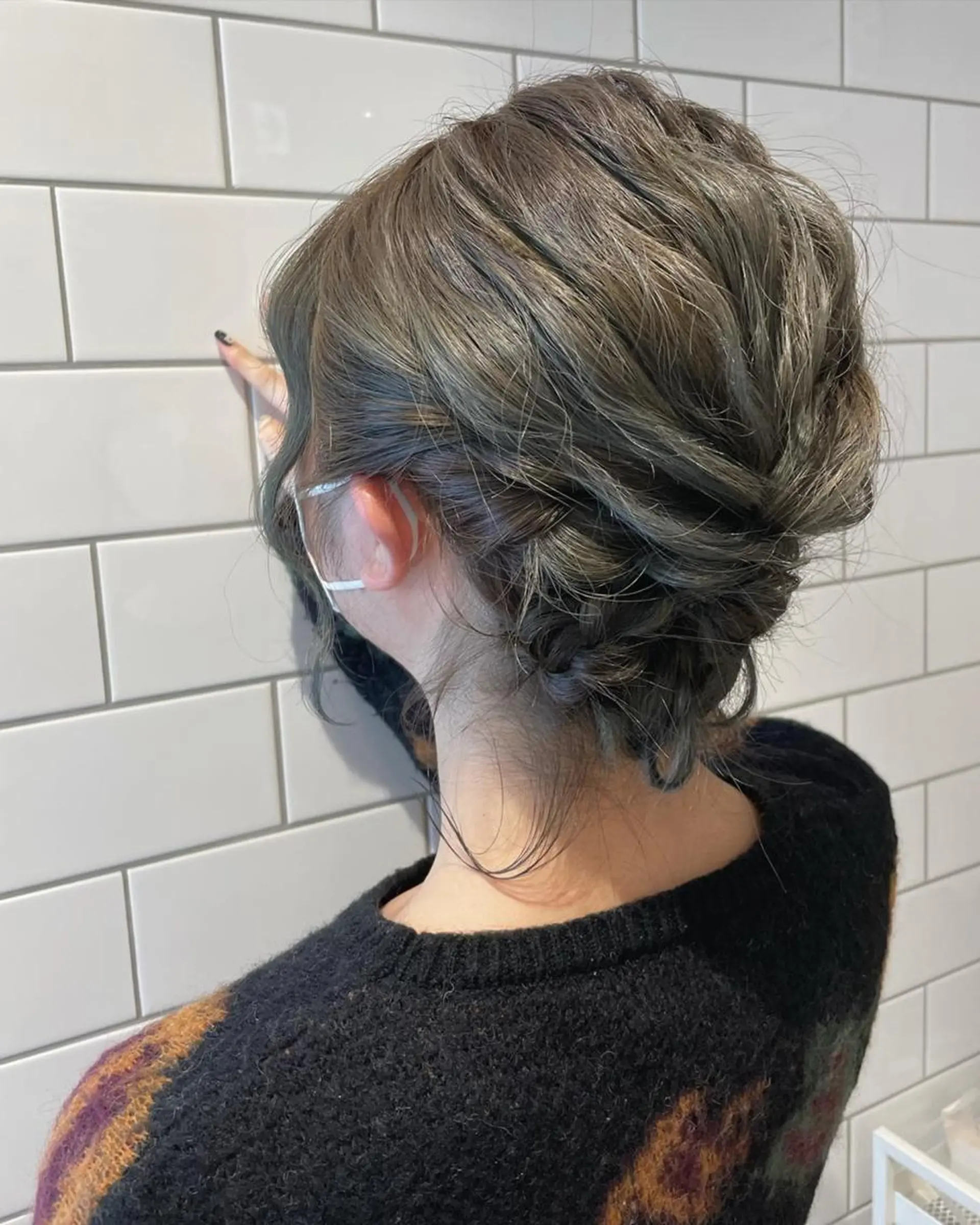 ミディアム カラー パーマ ヘアアレンジ メンズ キッズ ネイル マツエク・マツパ 成人式 子どものヘアアレンジ グラデーションカラー オリーブカラー 成人式 🫧垢抜けヘア🫧 SHIORIのヘアスタイル