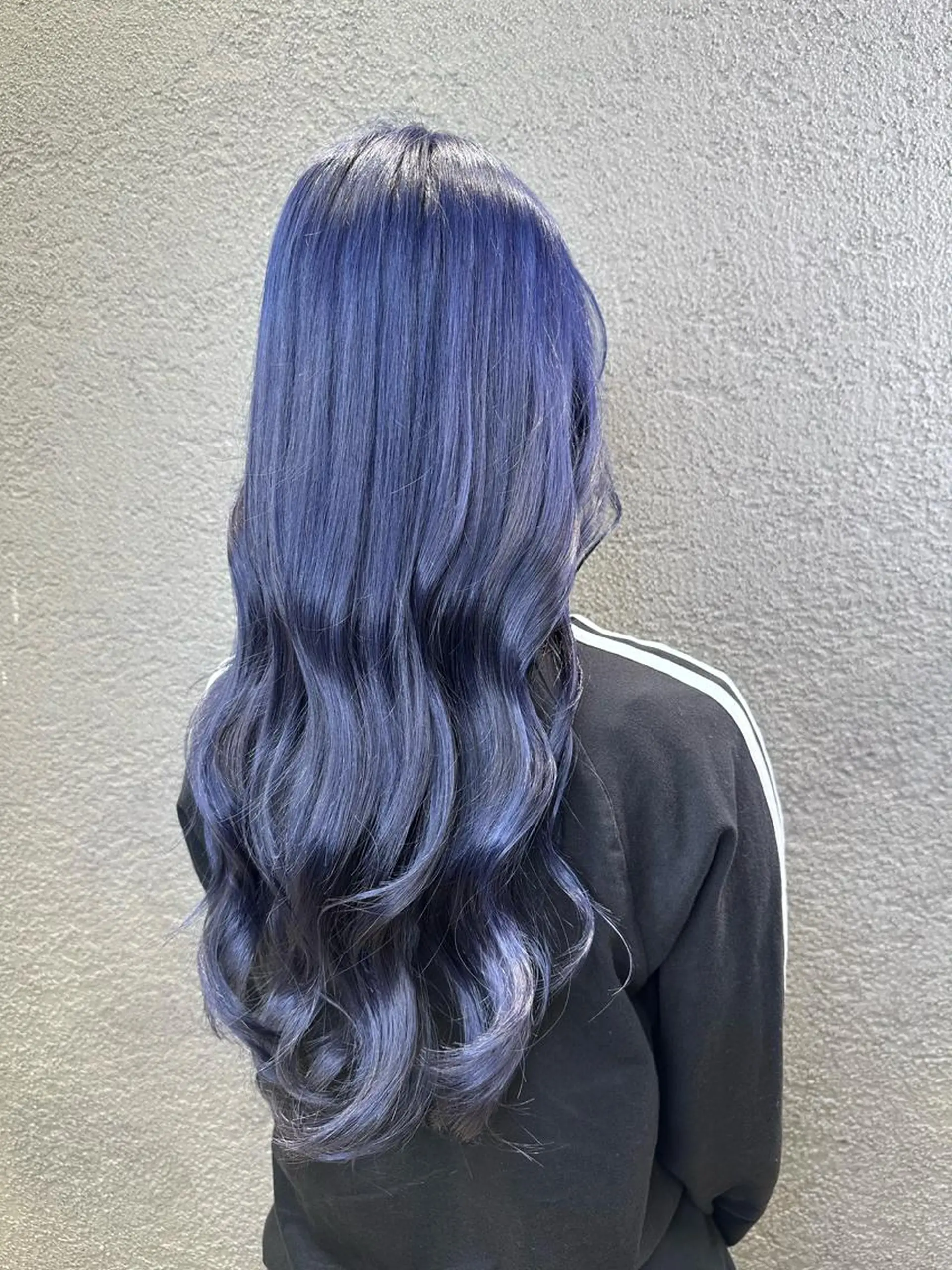 ロング カラー ブルーカラー ブルーラベンダー ラベンダーカラー 村上 佳織のヘアスタイル