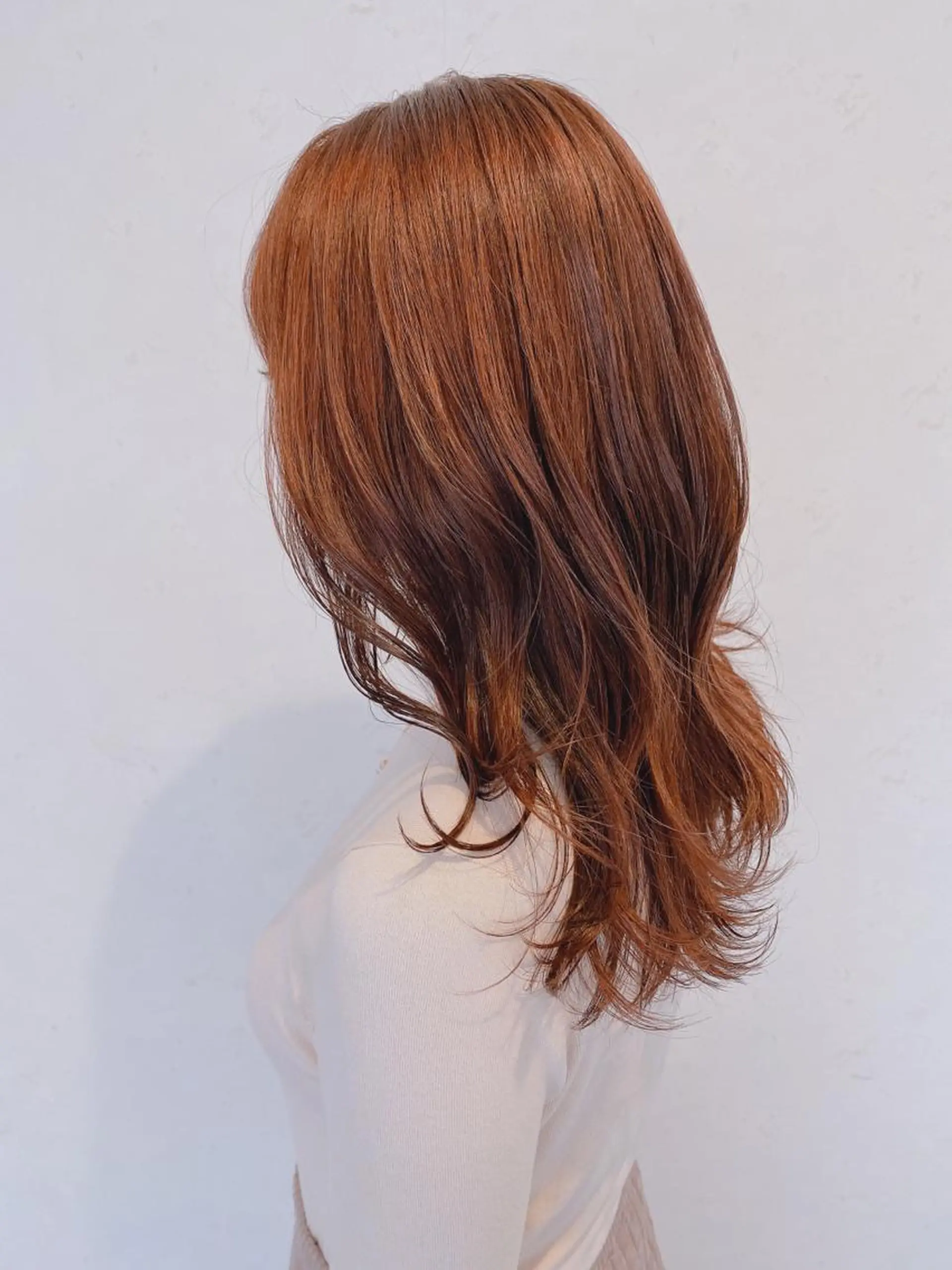 ロング カラー 伊藤 さやかのヘアスタイル