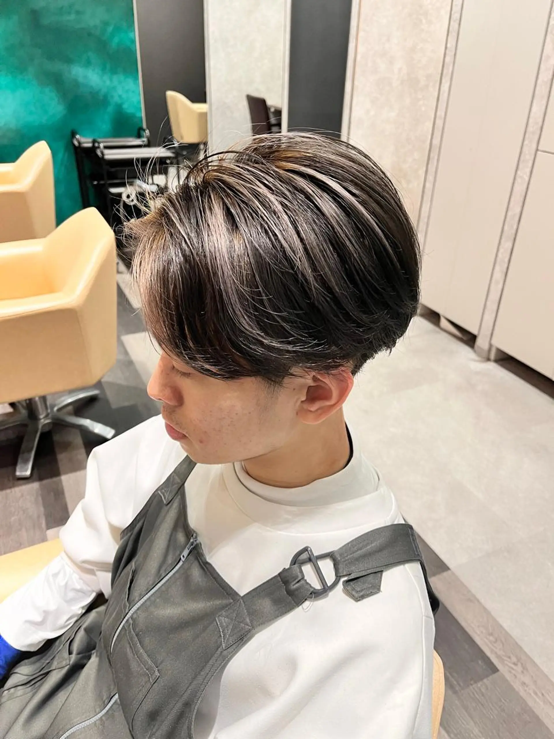 カラー メンズ メンズハイライト ハイライトカラー 西林麗雄4月 空きあります！のヘアスタイル