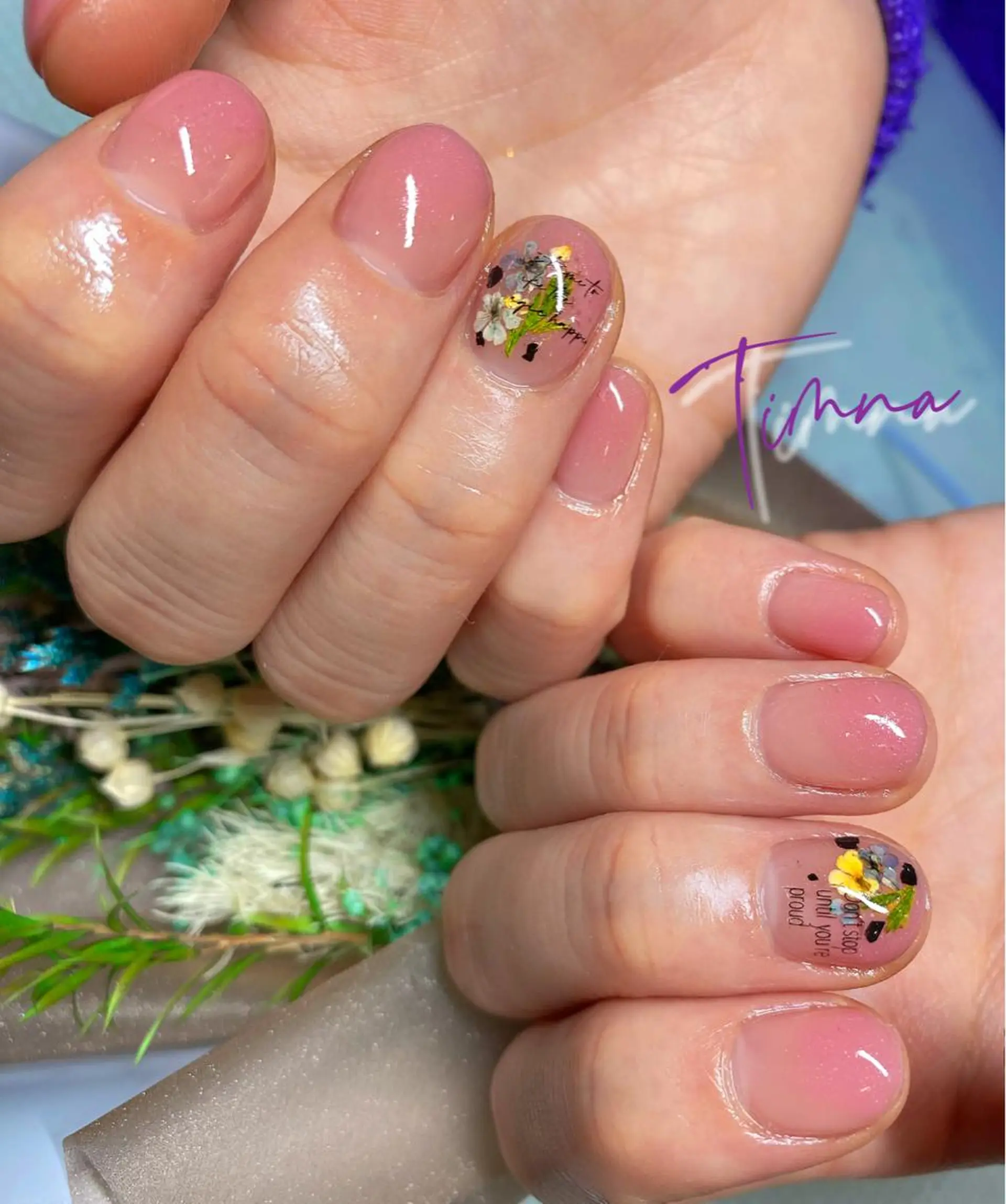 ショート ハンドネイル NAILSALON 🍔Timna🍟のネイルデザイン