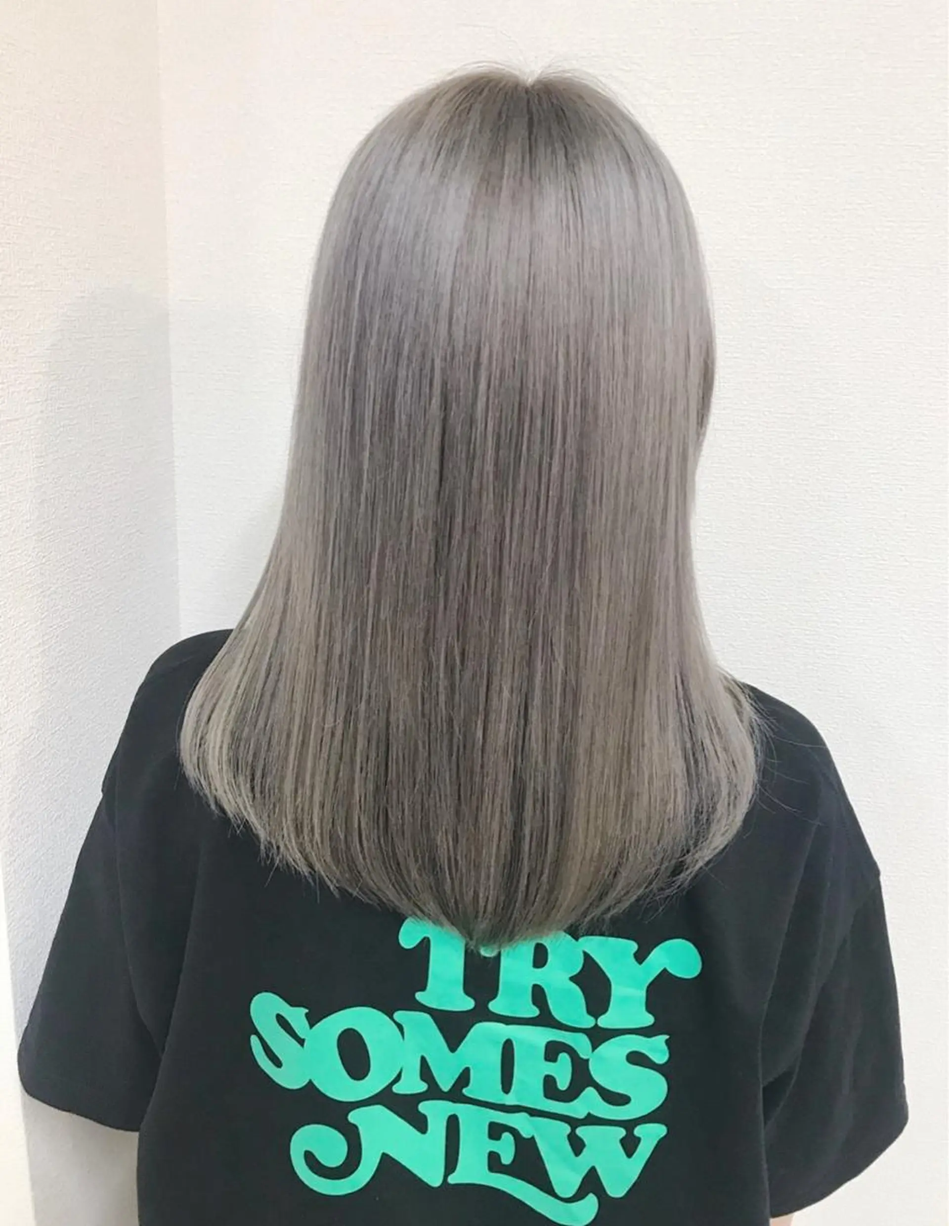 セミロング カラー est hair &beautyのヘアスタイル