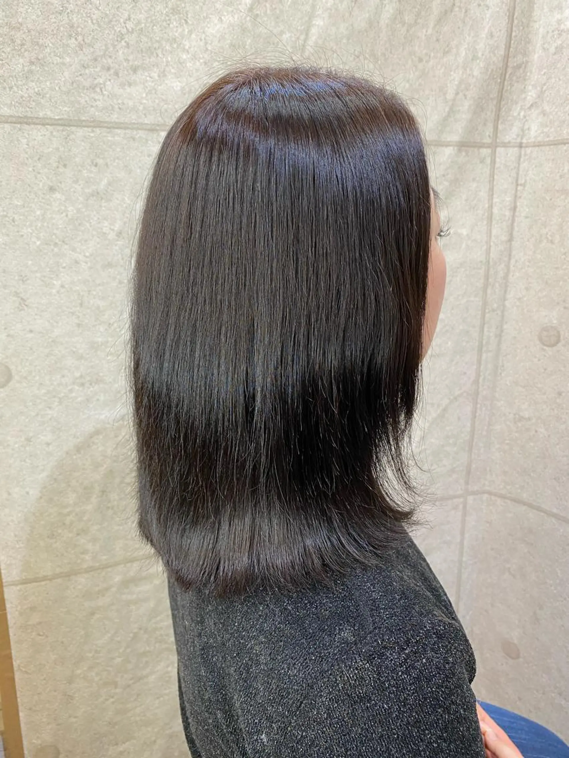 セミロング カット 縮毛矯正 長濱 俊のヘアスタイル