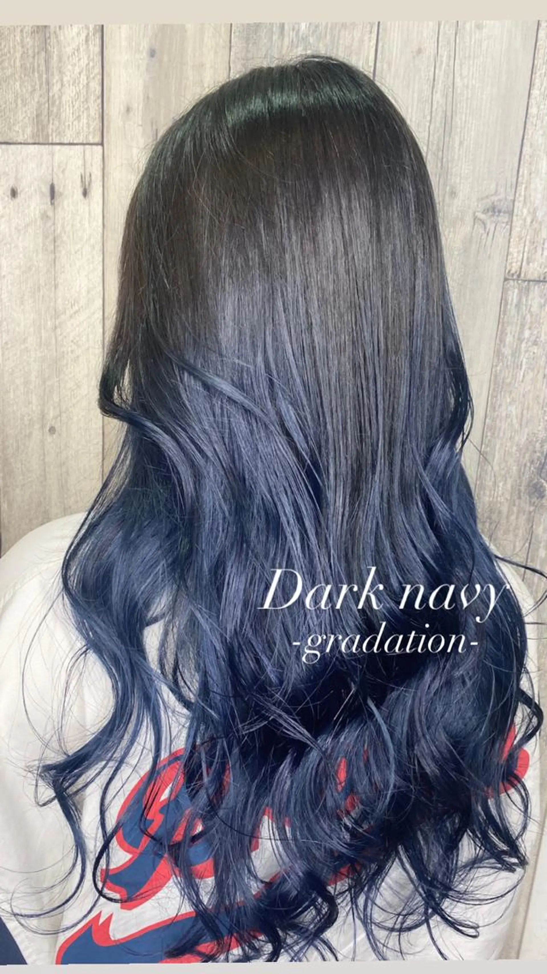 ロング カラー LOHAS Kanaのヘアスタイル