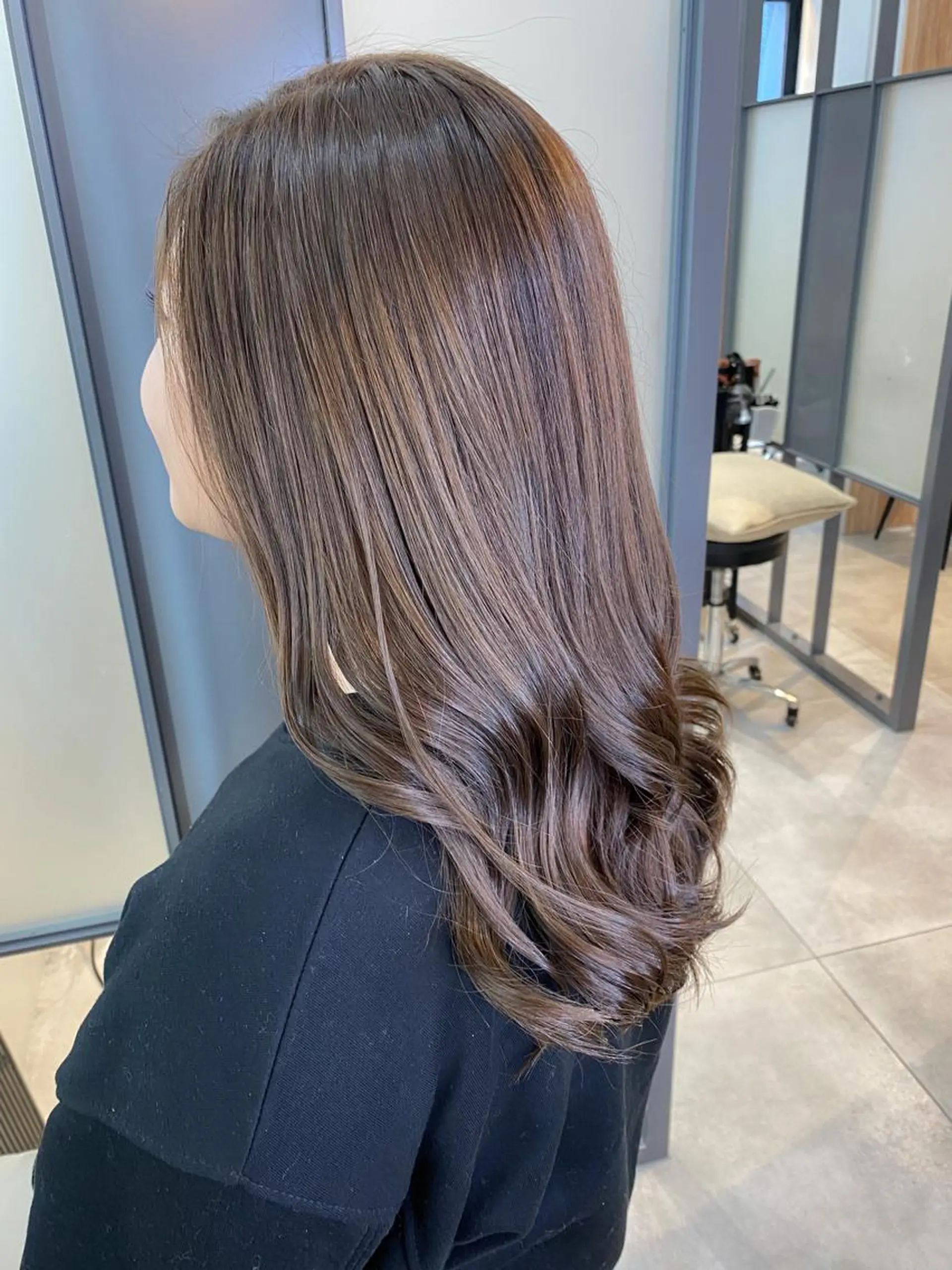 セミロング カラー ベージュカラー オリーブベージュ 【透明感、艶髪】西村 有司のヘアスタイル