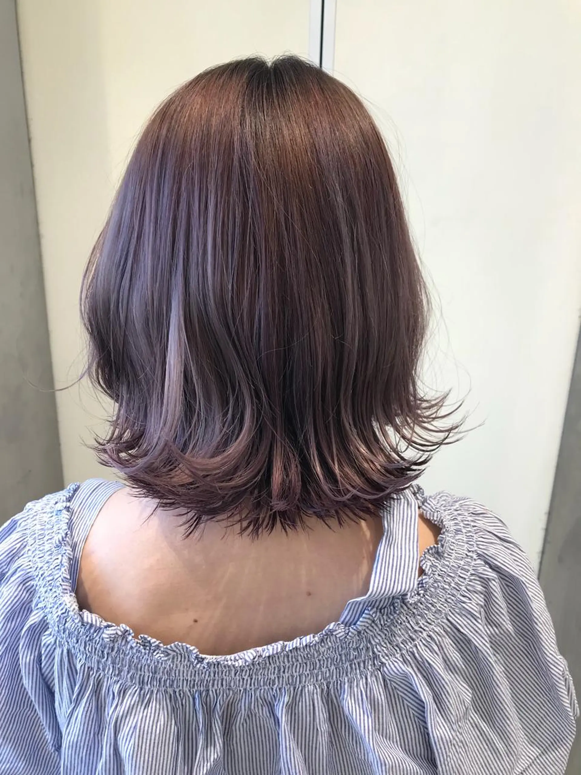 ミディアム カラー ヘアカラー トリートメント 島袋 ナオユキのヘアスタイル