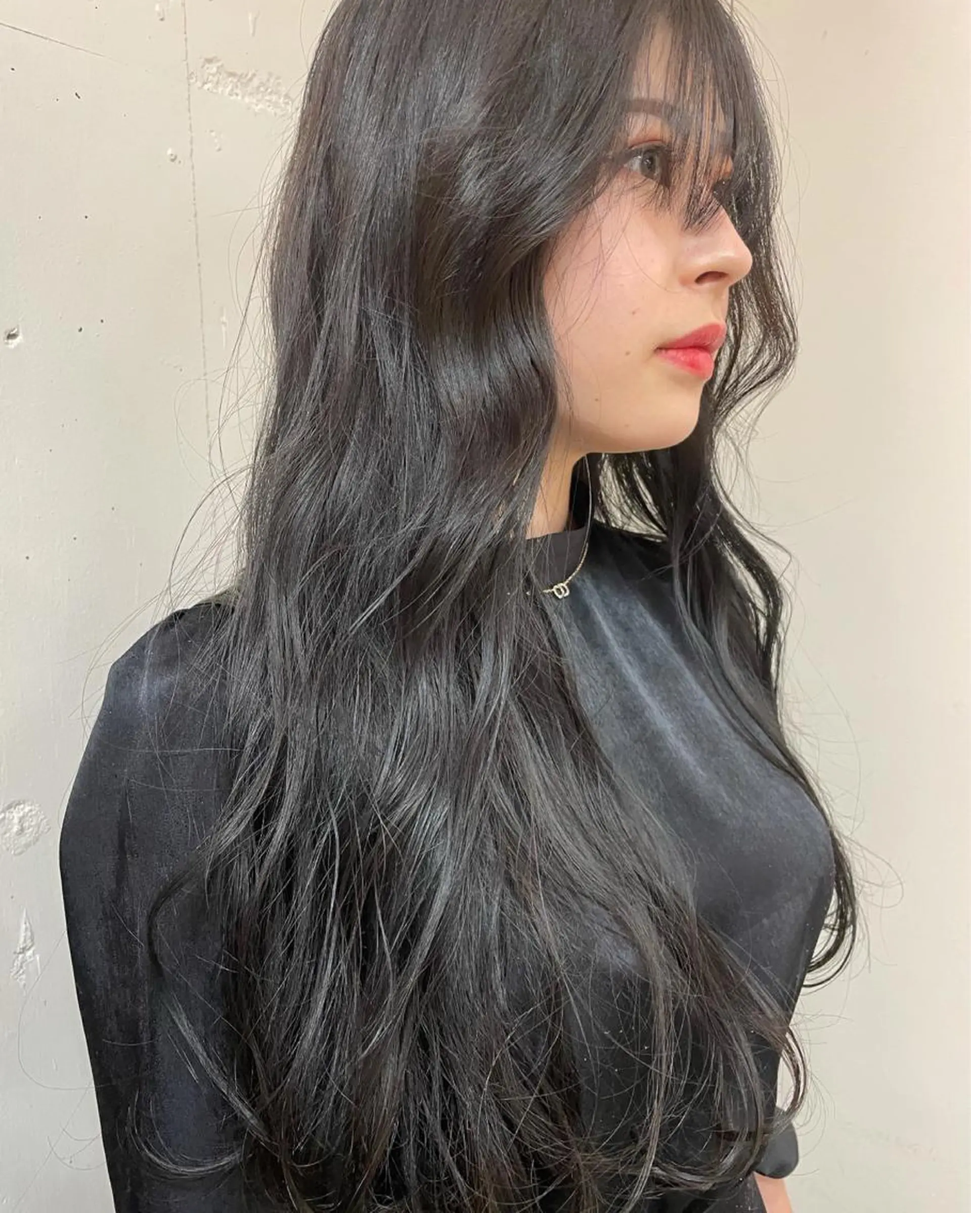 ロング レイヤーカット/ 透明感カラーmikuのヘアスタイル