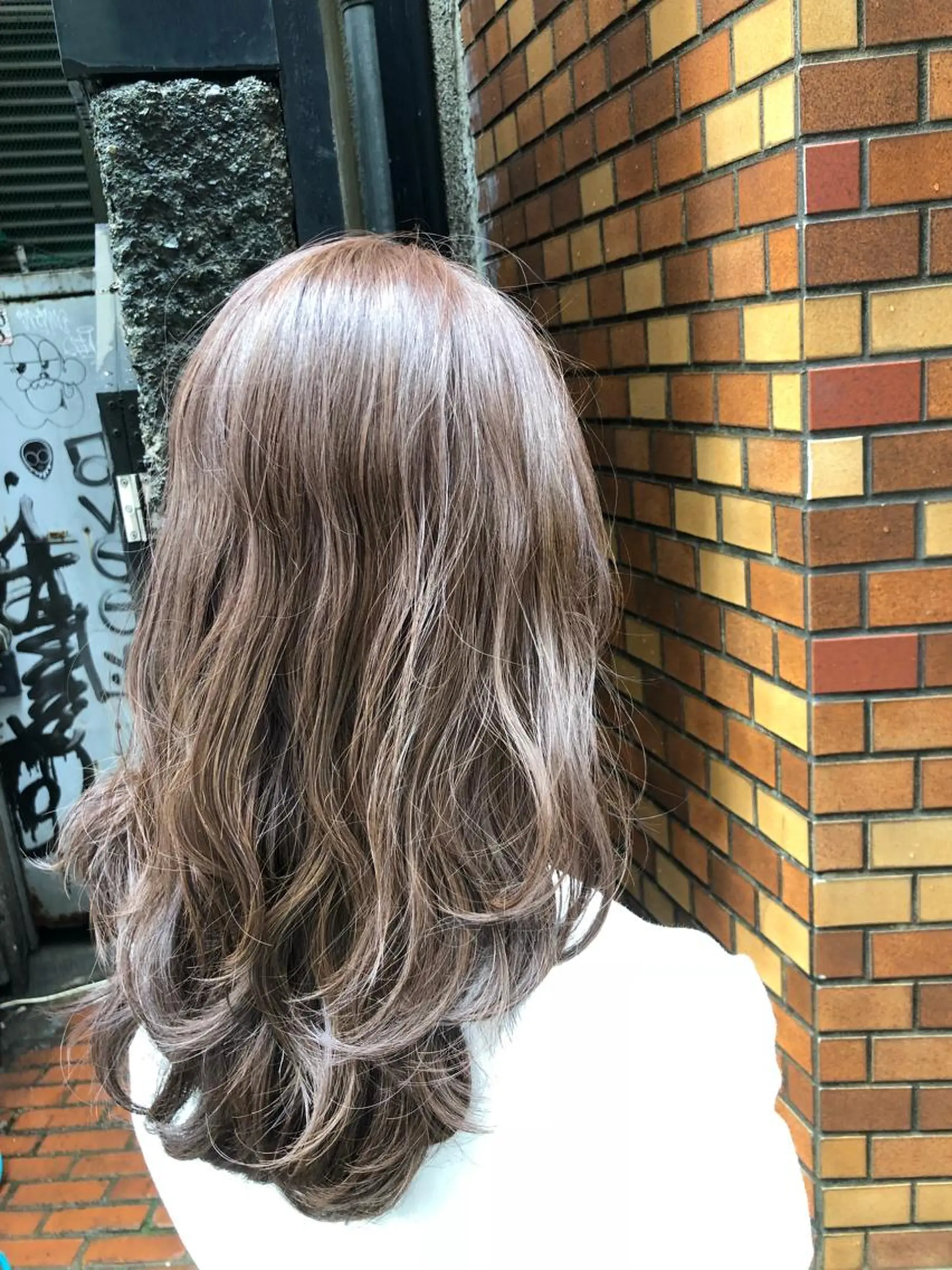 ロング カラー ハイライトカラー ハイライト 100%髪質改善特化 TRUNSのヘアスタイル