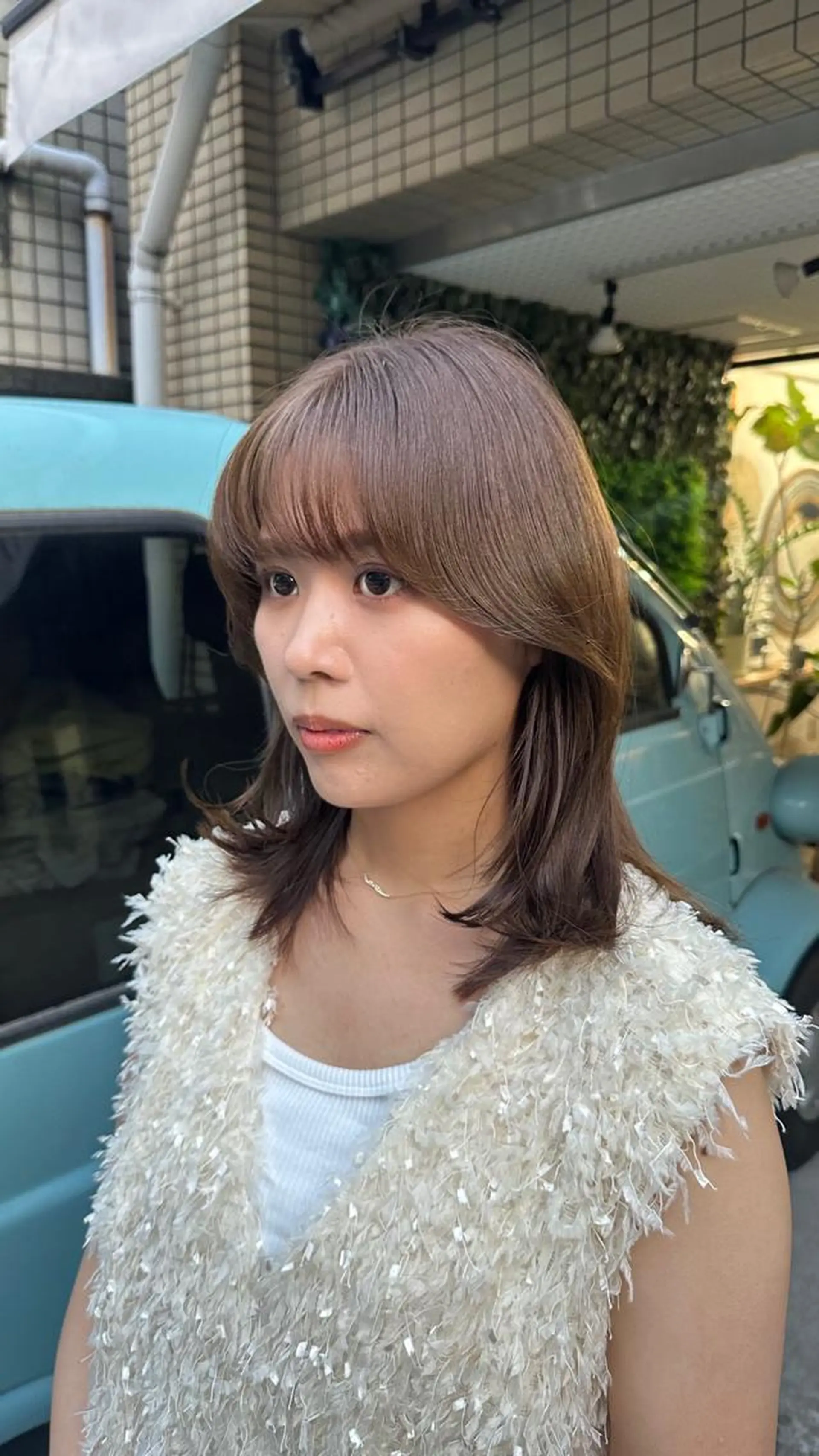 ミディアム カラー 切りっぱなしボブ ショートボブ ミディアムパーマ バレイヤージュ ベージュカラー カット ヘアカラー トリートメント 韓国ヘア レイヤー くびれヘアMATSUのヘアスタイル