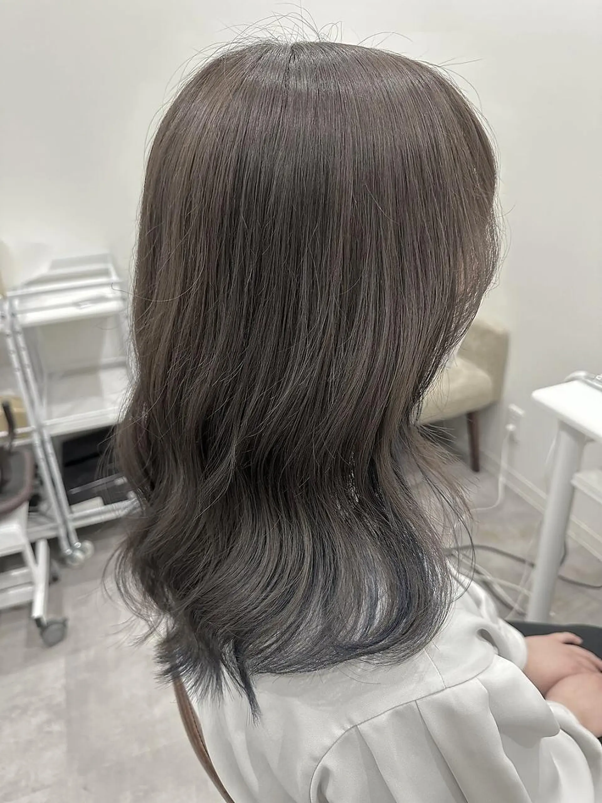 セミロング カラー ベージュカラー ブリーチ ブラウンカラー ケアブリーチ 透明感カラー ヘアカラー トリートメント 🌜ROW町田 🌛 公式のヘアスタイル