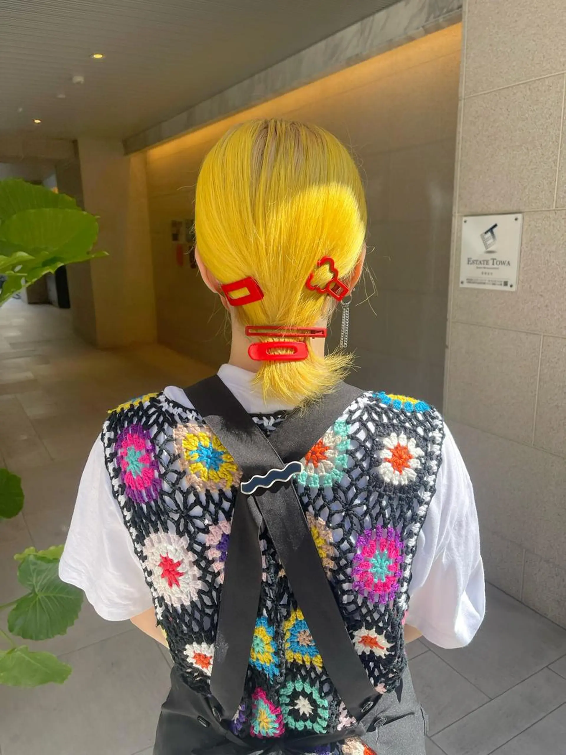 ショート ヘアカラー 福山 晴香のヘアスタイル