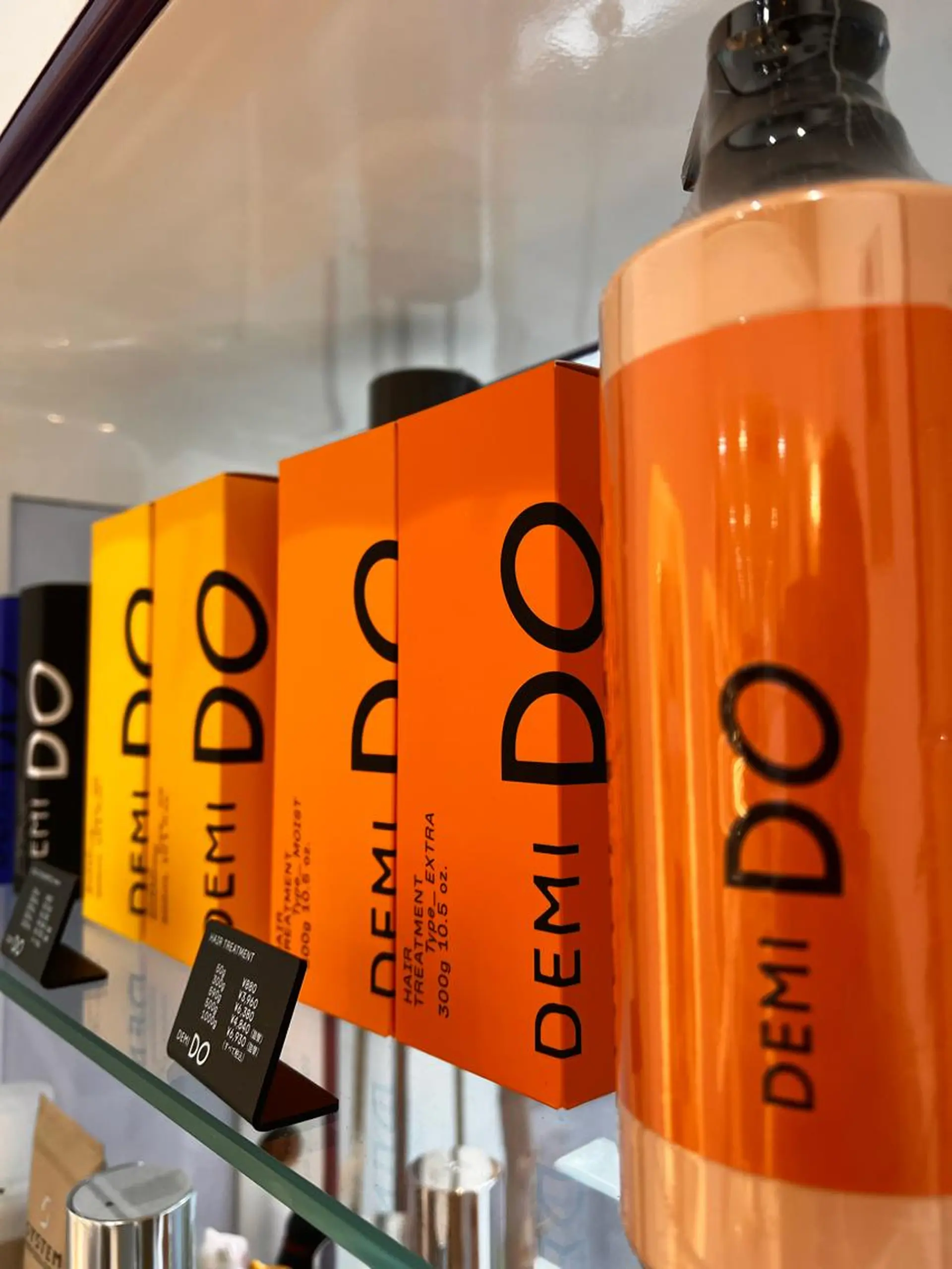 ミディアム カラー パーマ ヘアアレンジ メンズ キッズ ネイル マツエク・マツパ アイブロウ 小顔カット ヘッドスパ 堀井 凌平のヘアスタイル