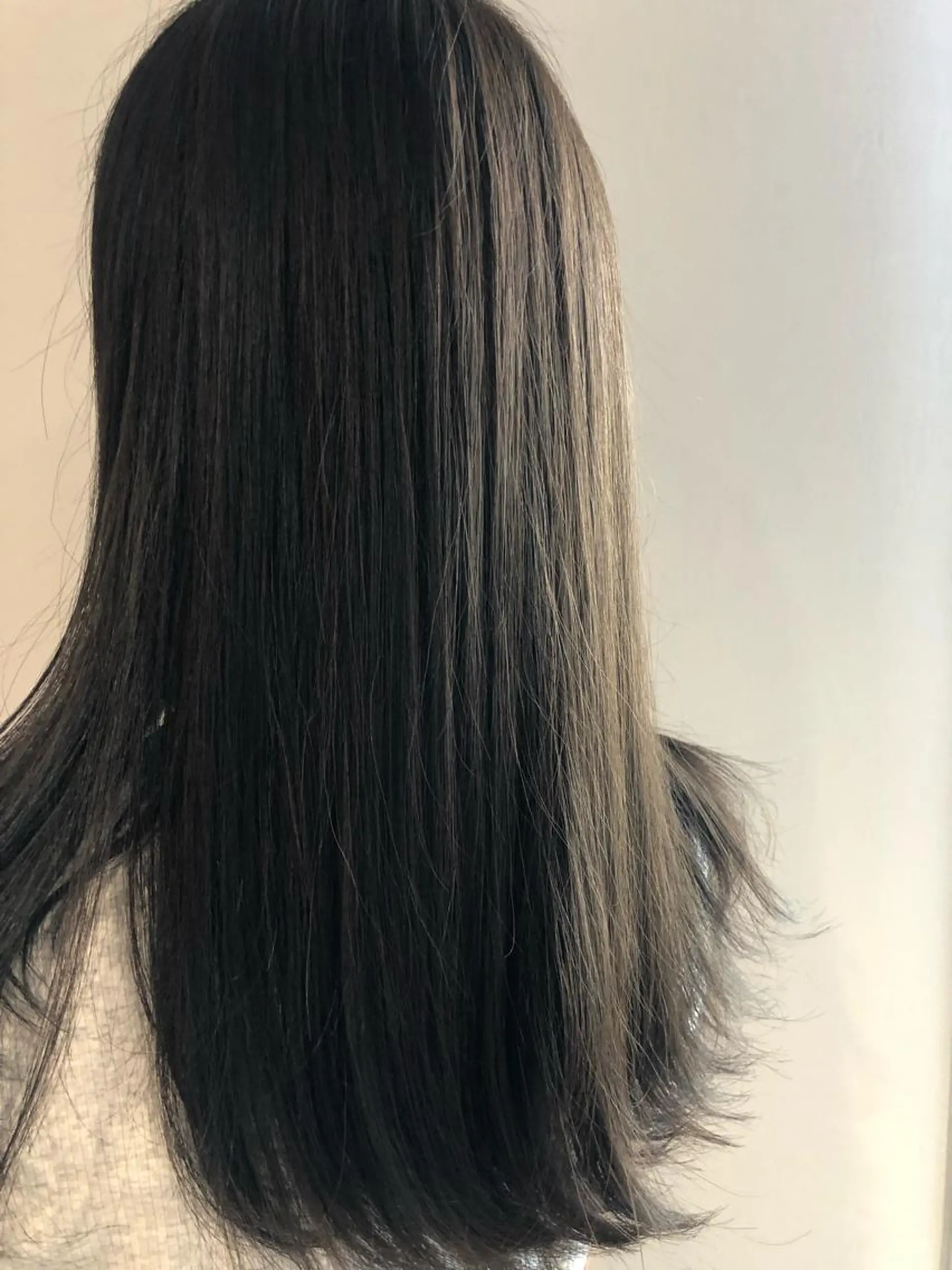 ロング アッシュ ❣️心斎橋髪質改善 鈴木佑弥❣️のヘアスタイル