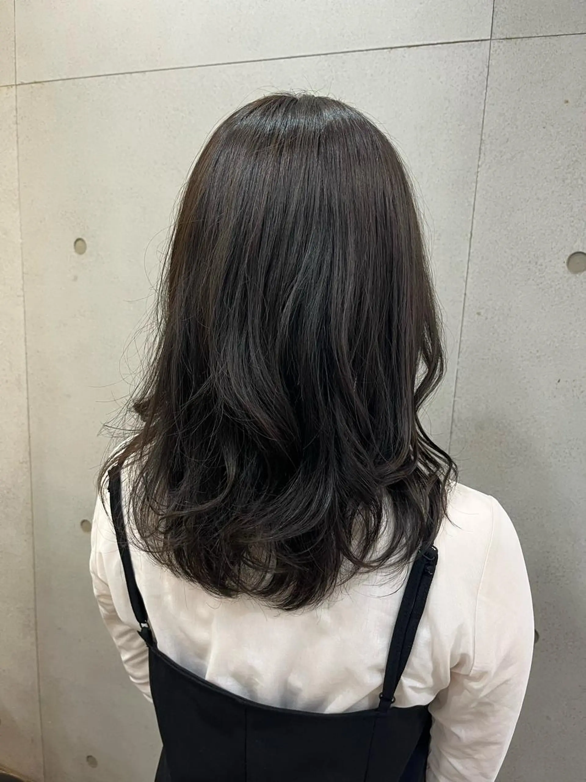 ミディアム おせ ちさとのヘアスタイル