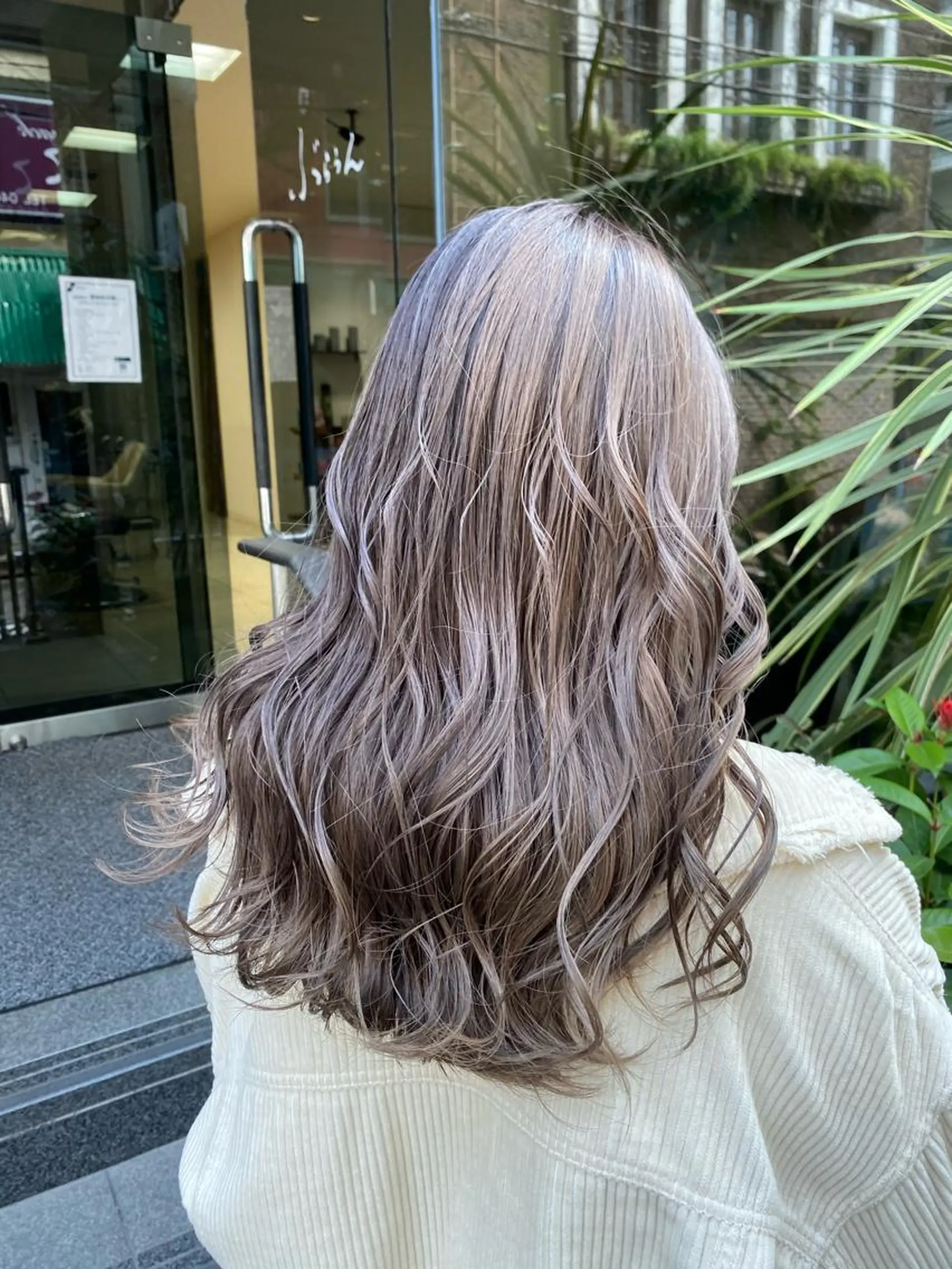 セミロング カラー ブリーチ指名No.1 Daikiのヘアスタイル