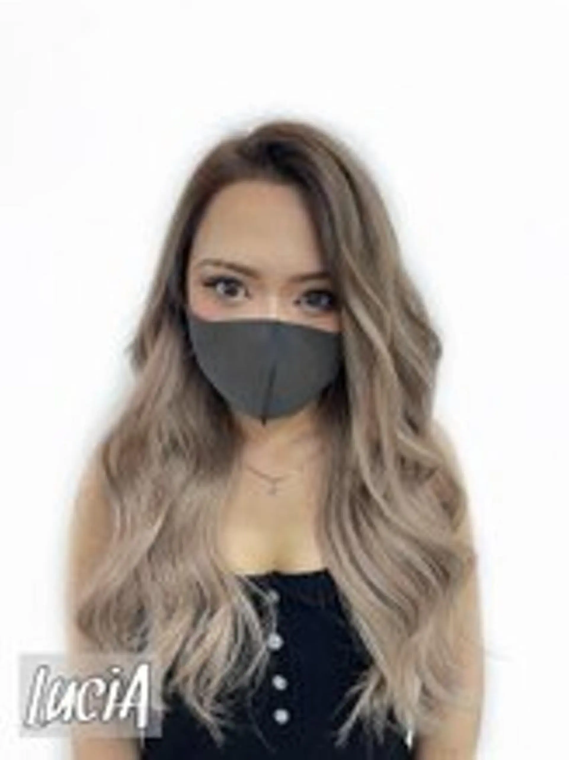 ロング カラー LuciA エクステカラーのヘアスタイル