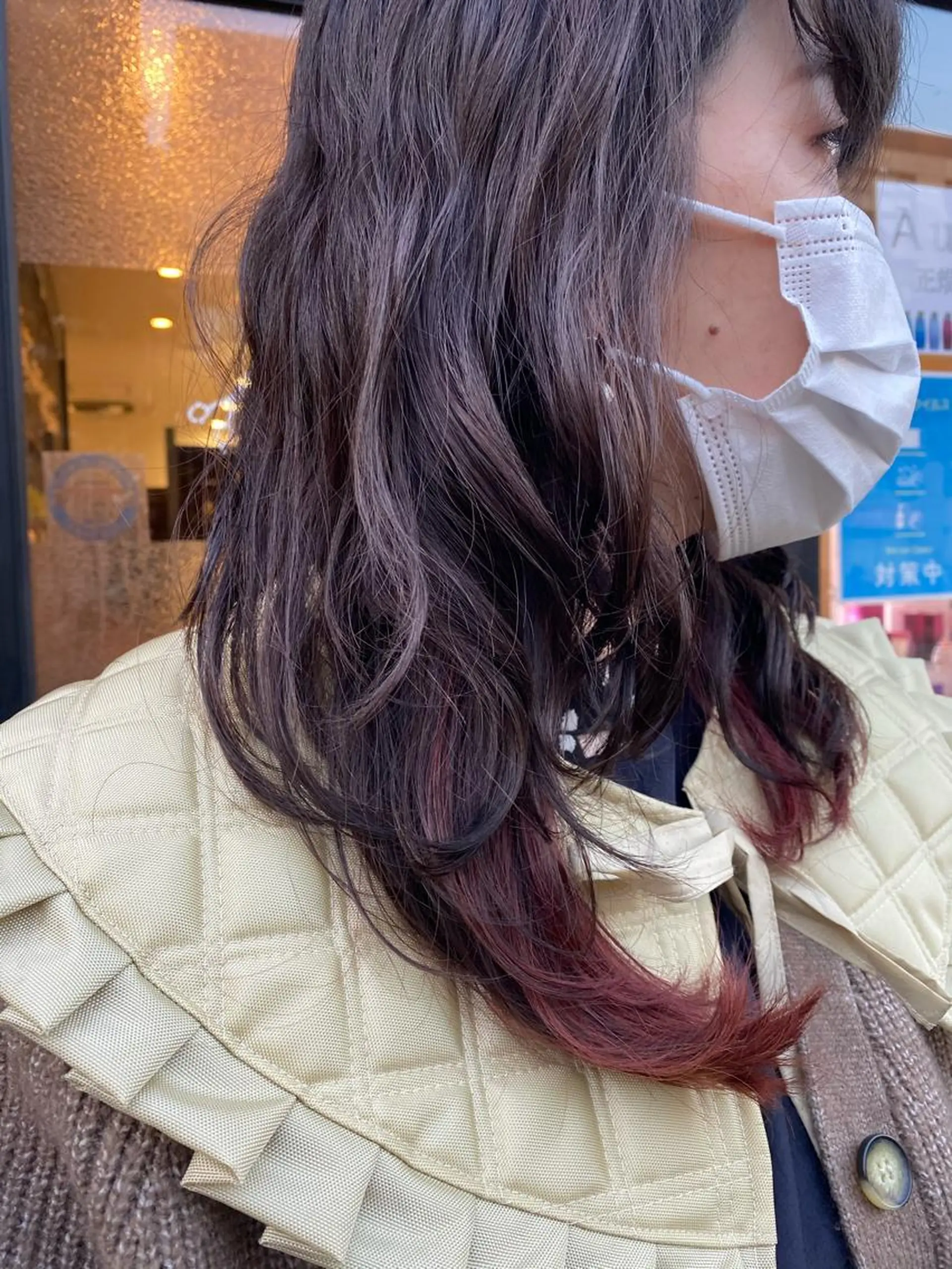 ロング カラー 新谷 桃子のヘアスタイル