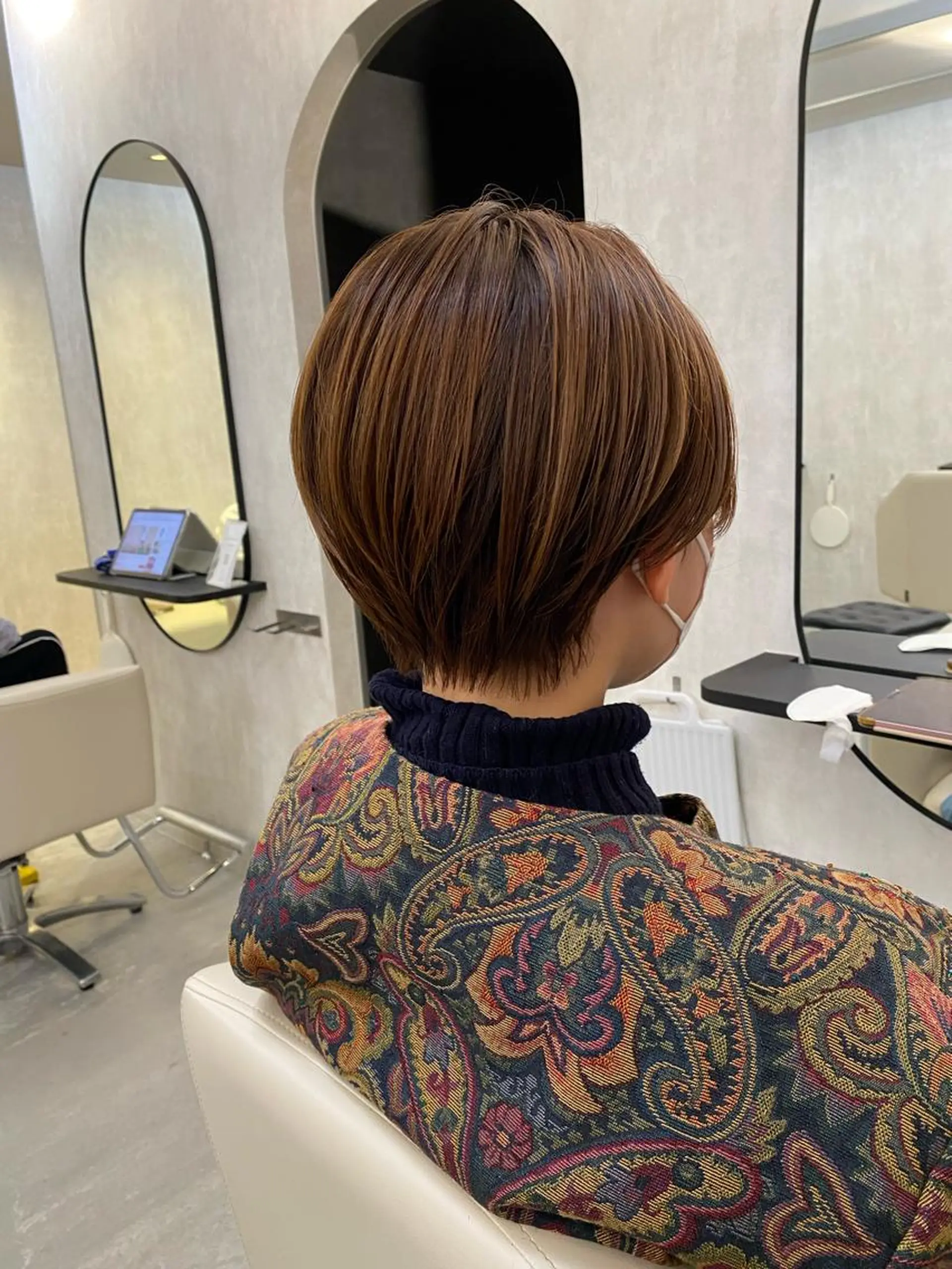 ショート カラー ハンサムショート ショートヘア カット ヘアカラー トリートメント ボブ/縮毛矯正/ レイヤー/塚田のヘアスタイル