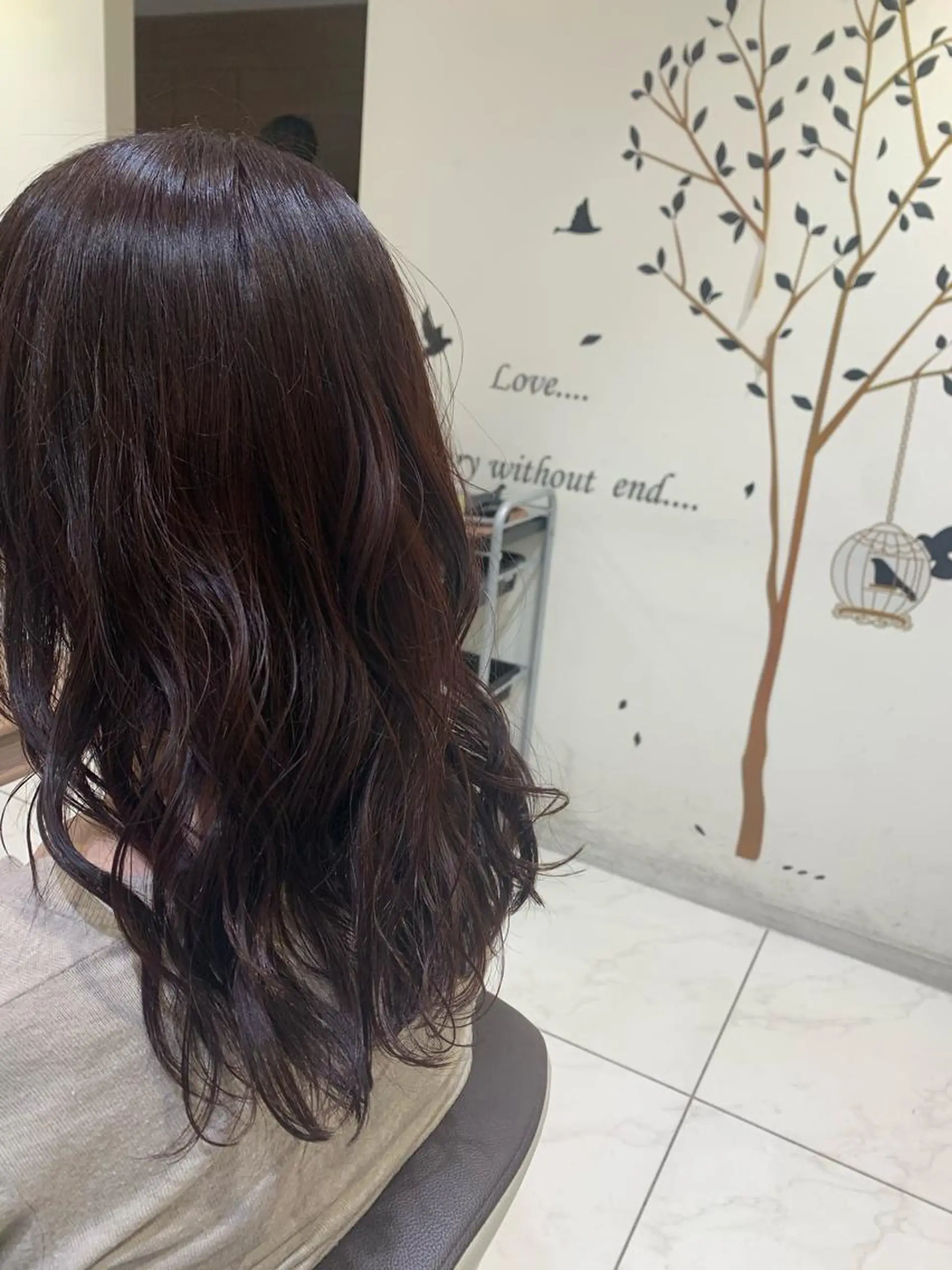 ロング カラー ヘアアレンジ 小白井 由美のヘアスタイル