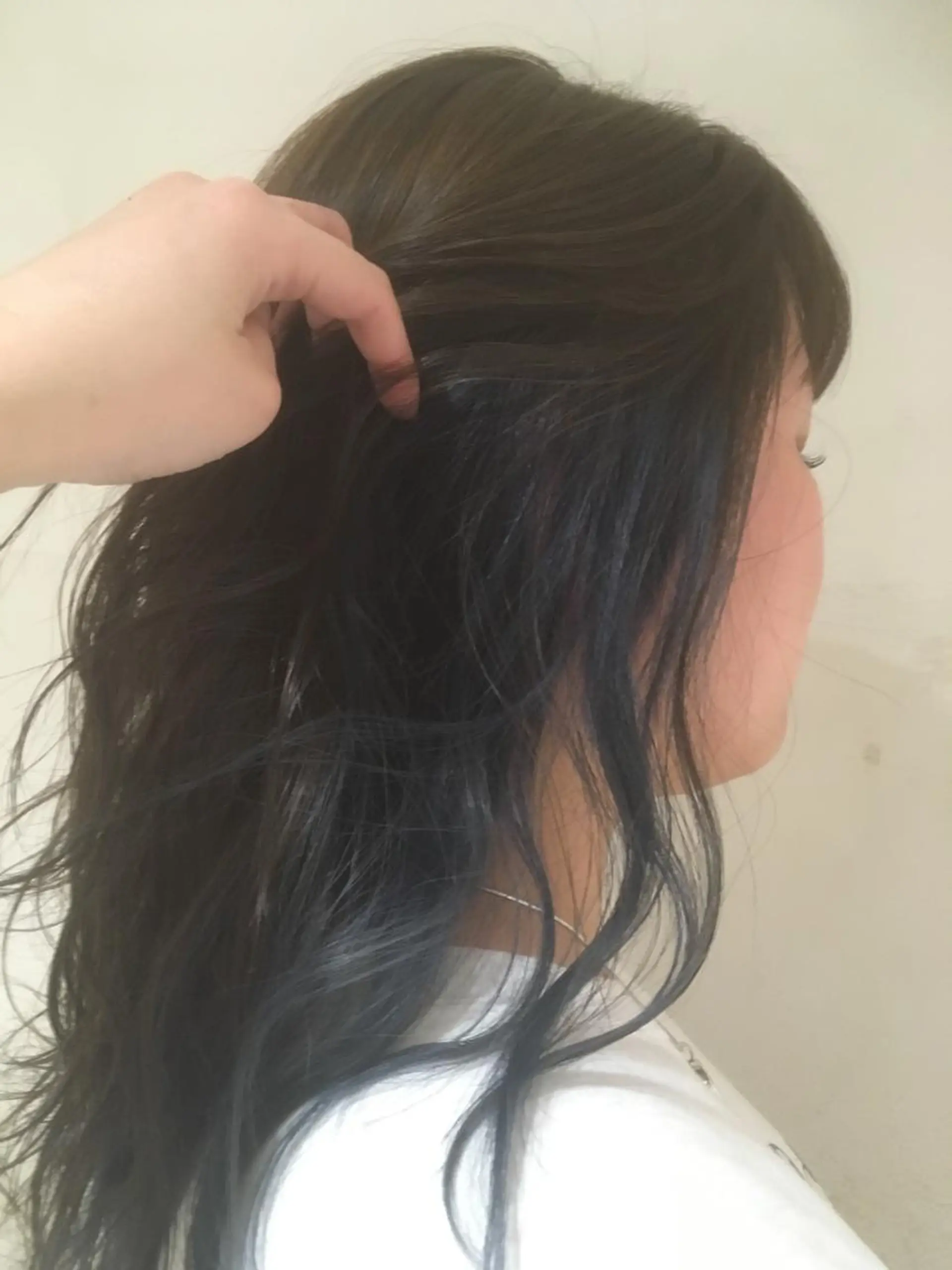 ロング カラー ブリーチ ブルーカラー インナーカラー カット ヘアカラー Homey Kyoto所属・吉村 絢乃のヘアスタイル