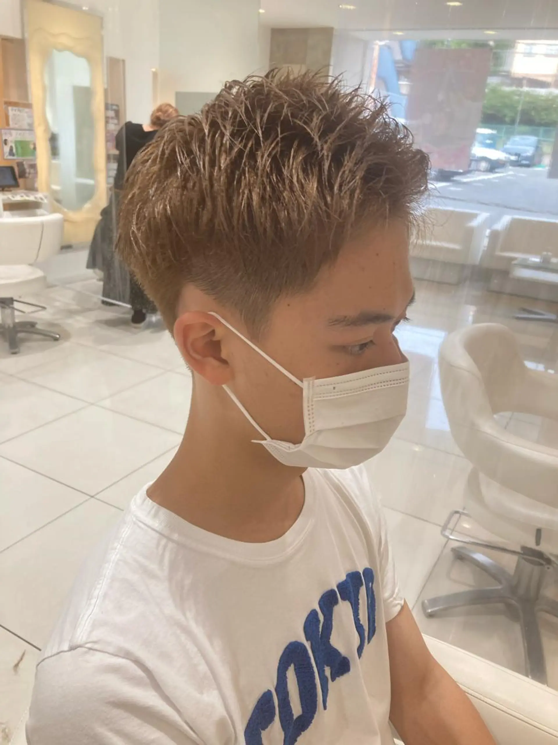 ショート カラー ベージュカラー ブリーチ ハイトーンカラー 田中 あかねのヘアスタイル