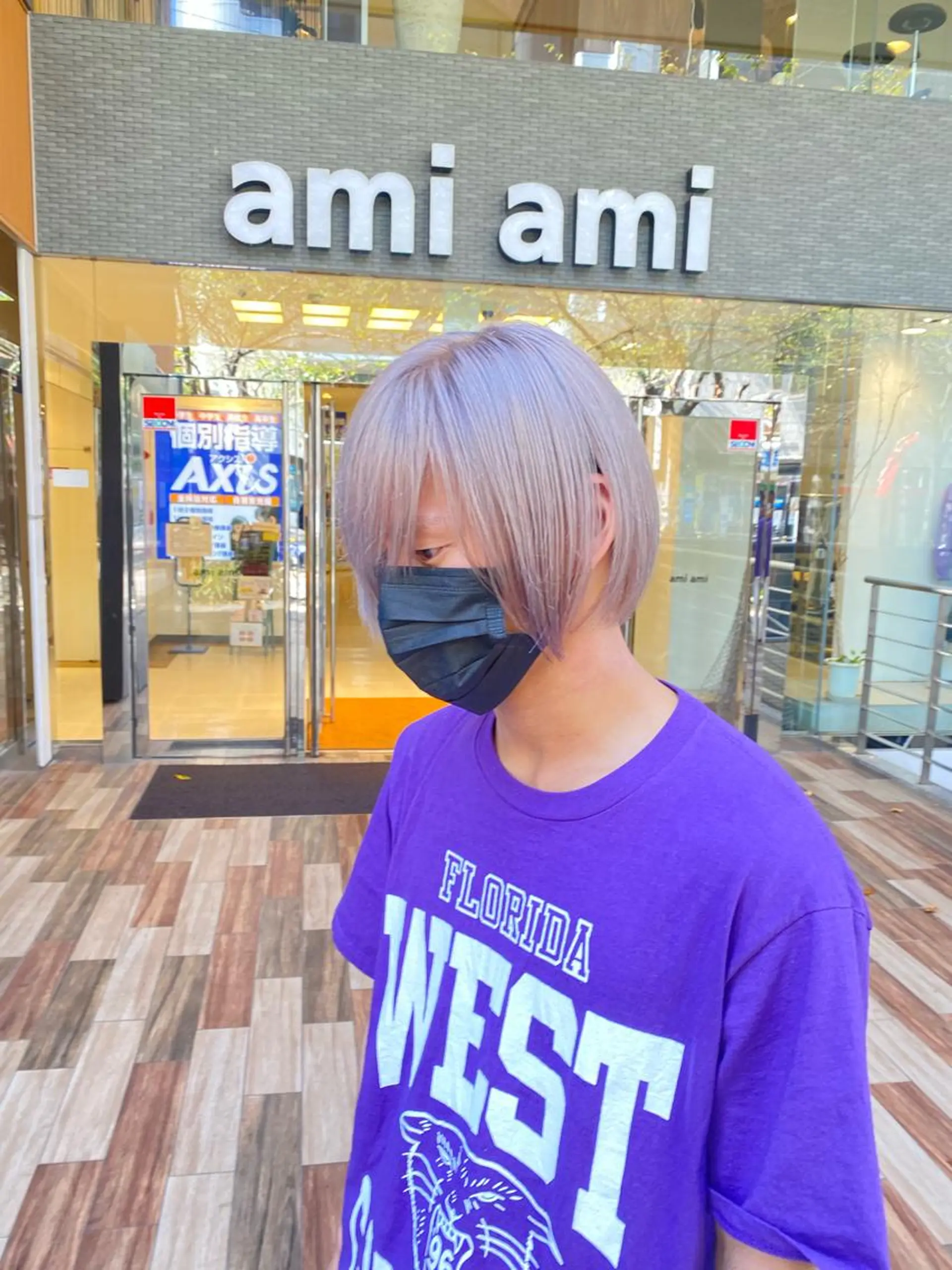 ショート カラー メンズ スパイキーショート パーマ　具志堅　太志のヘアスタイル