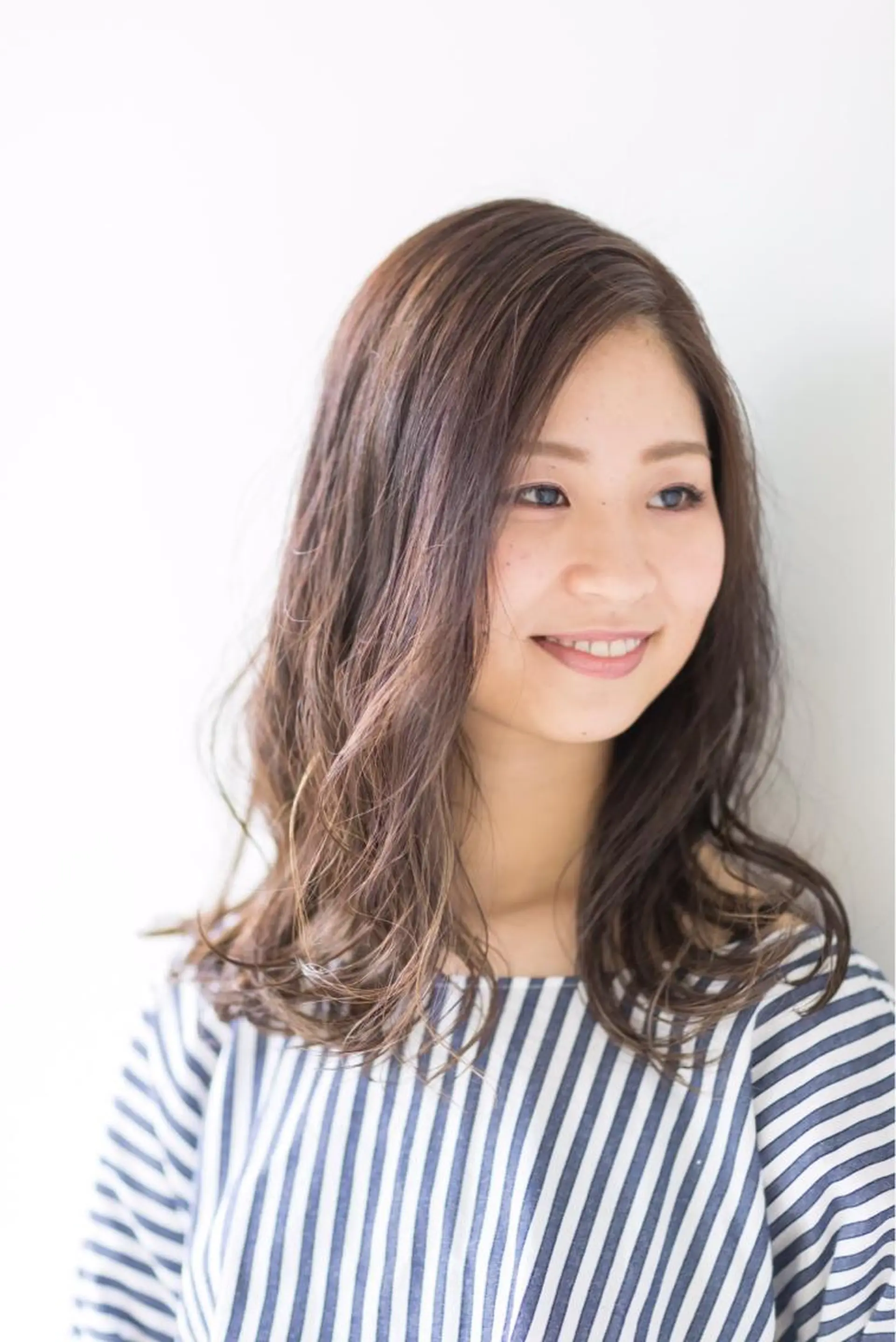 セミロング A. Seoのヘアスタイル