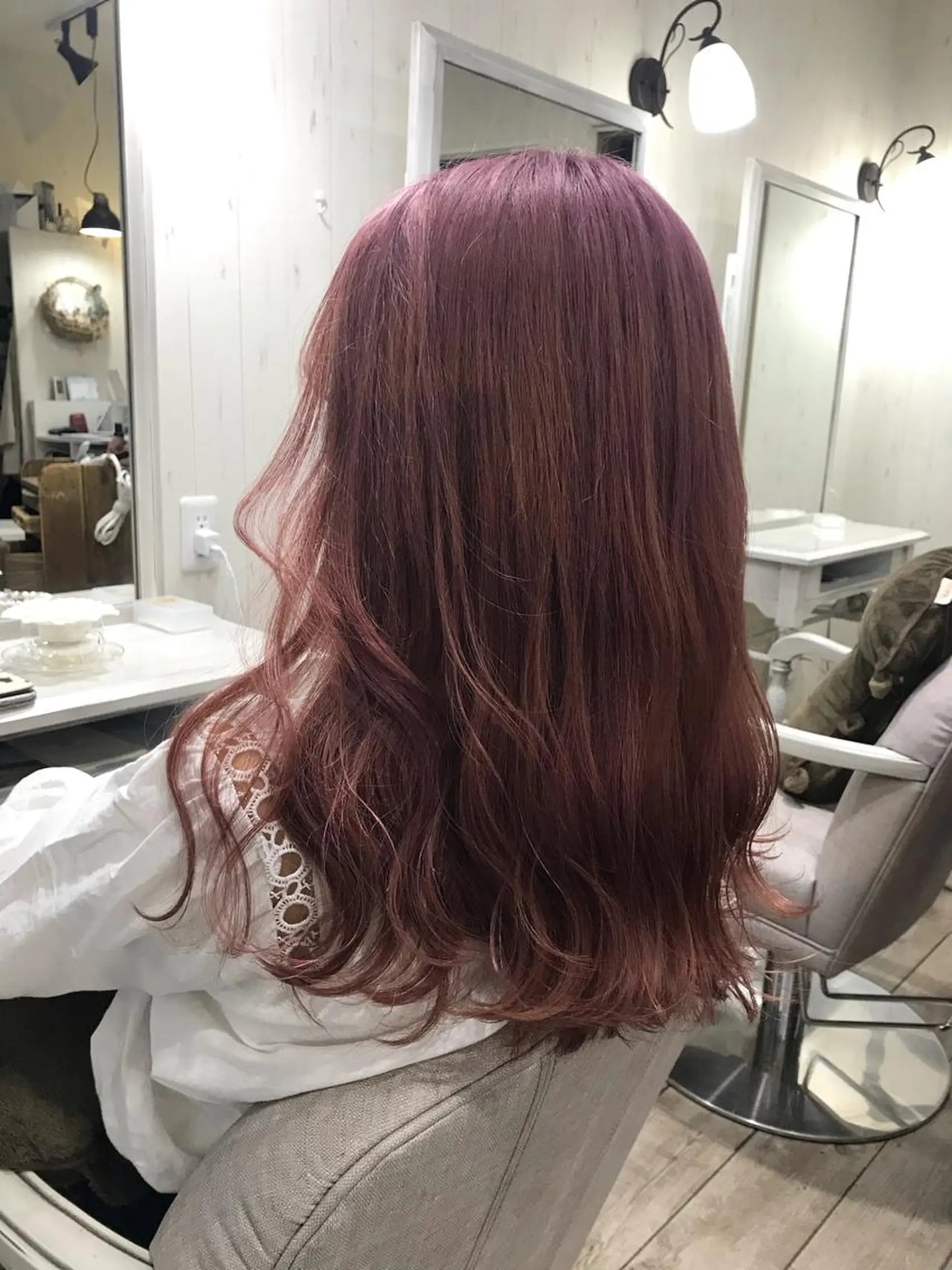 セミロング ネモトメイナ🌿‬ 今月末で退職しますのヘアスタイル