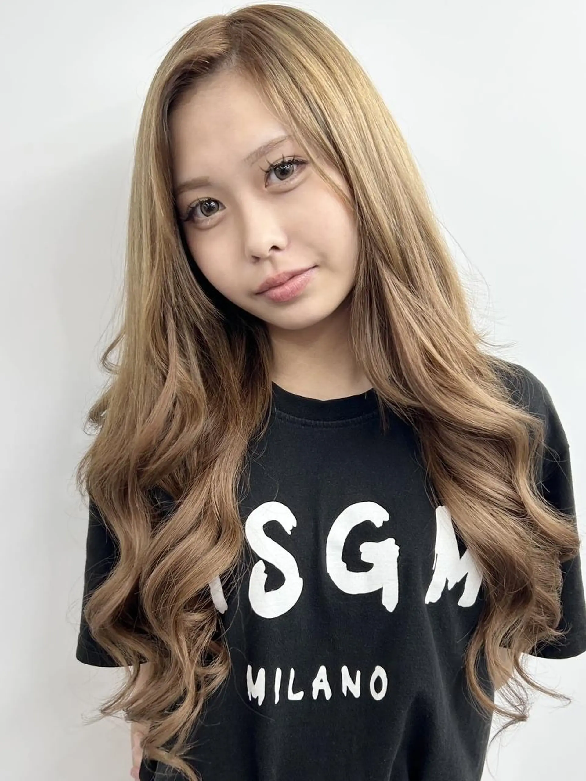 ロング カラー シールエクステ バレイヤージュ ハイライトカラー ハイトーンカラー エクステ ヘアカラー エクステ レイヤー/エクステ alpha下妻のヘアスタイル