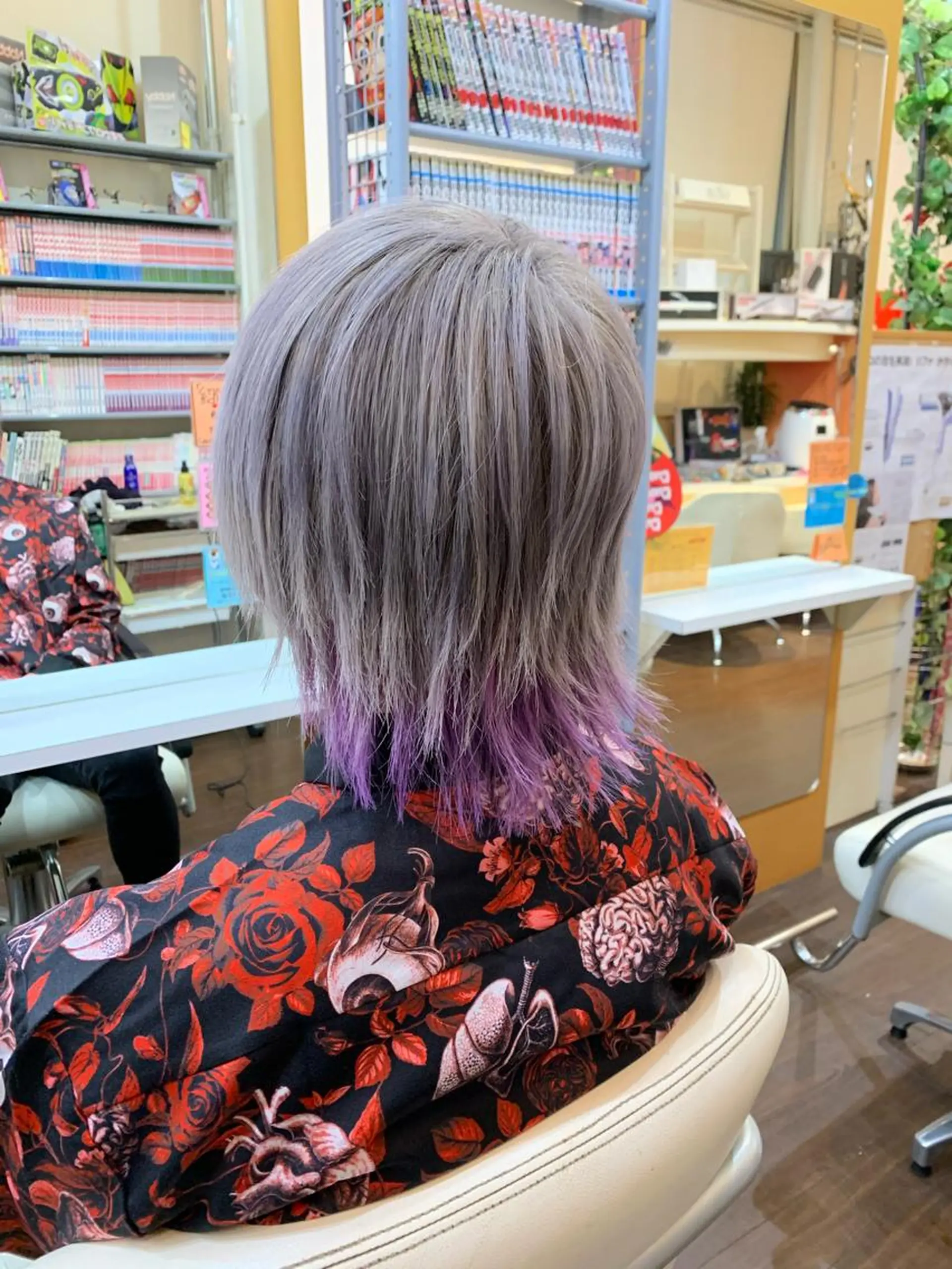 ショート ヘアカラー たけい ゆうきのヘアスタイル