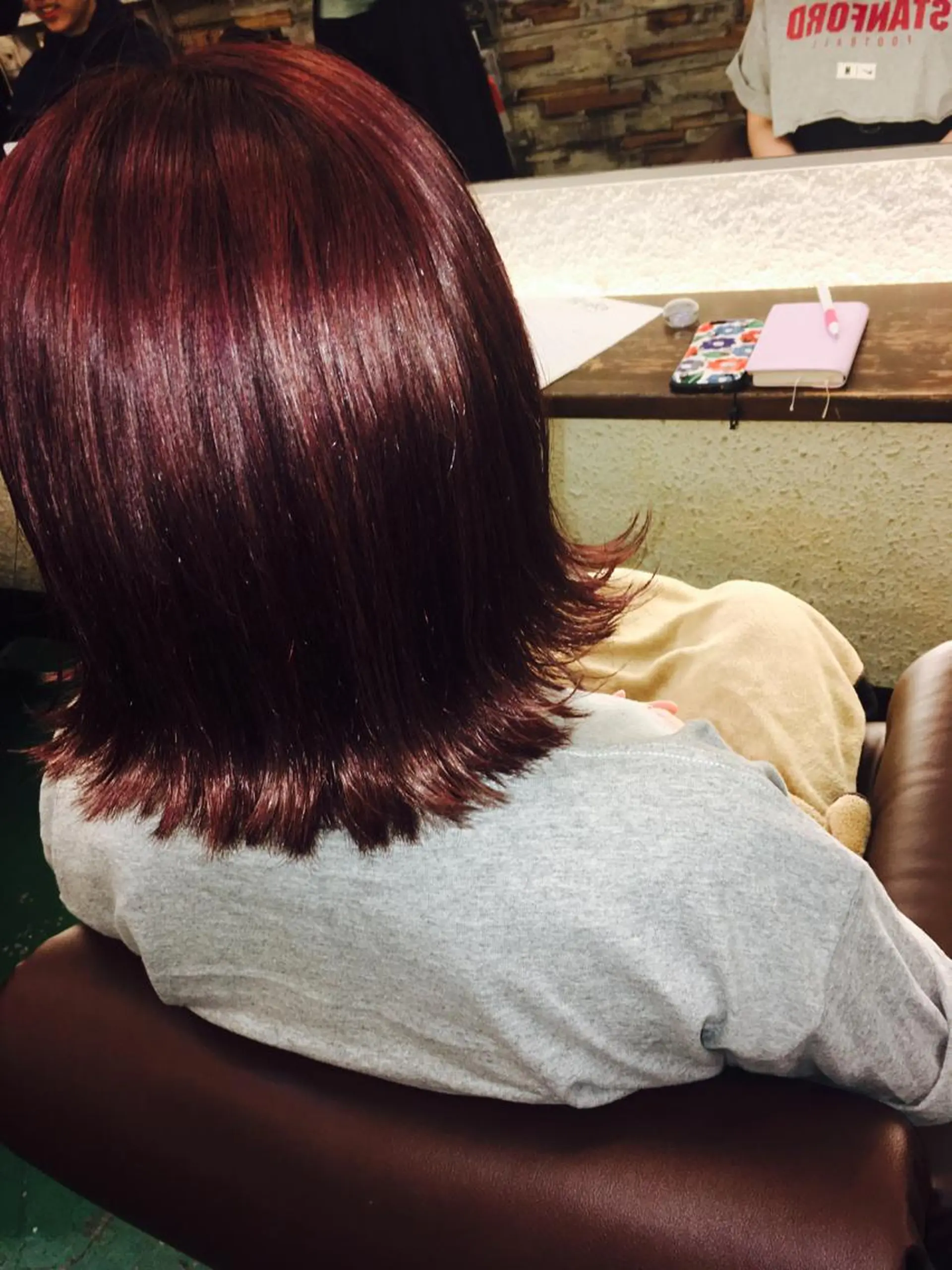 ミディアム カラー ブリーチ ピンクカラー バイオレットカラー Lagom なかだのヘアスタイル