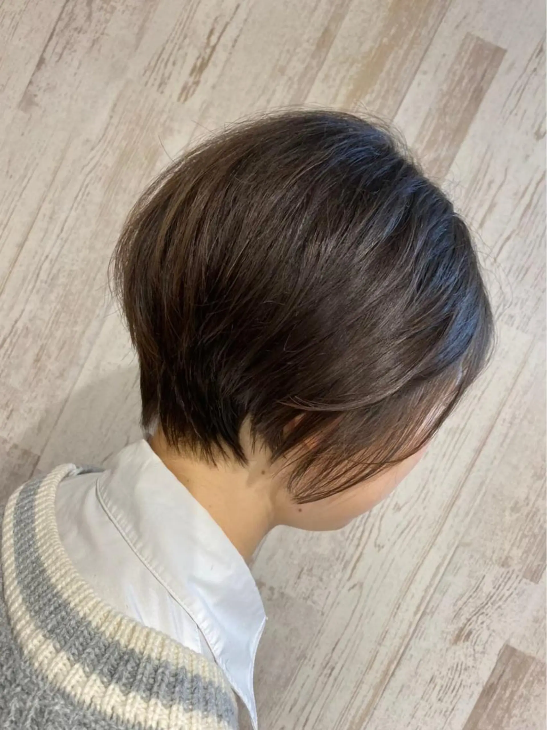 ショート カラー 山本 帆乃果のヘアスタイル