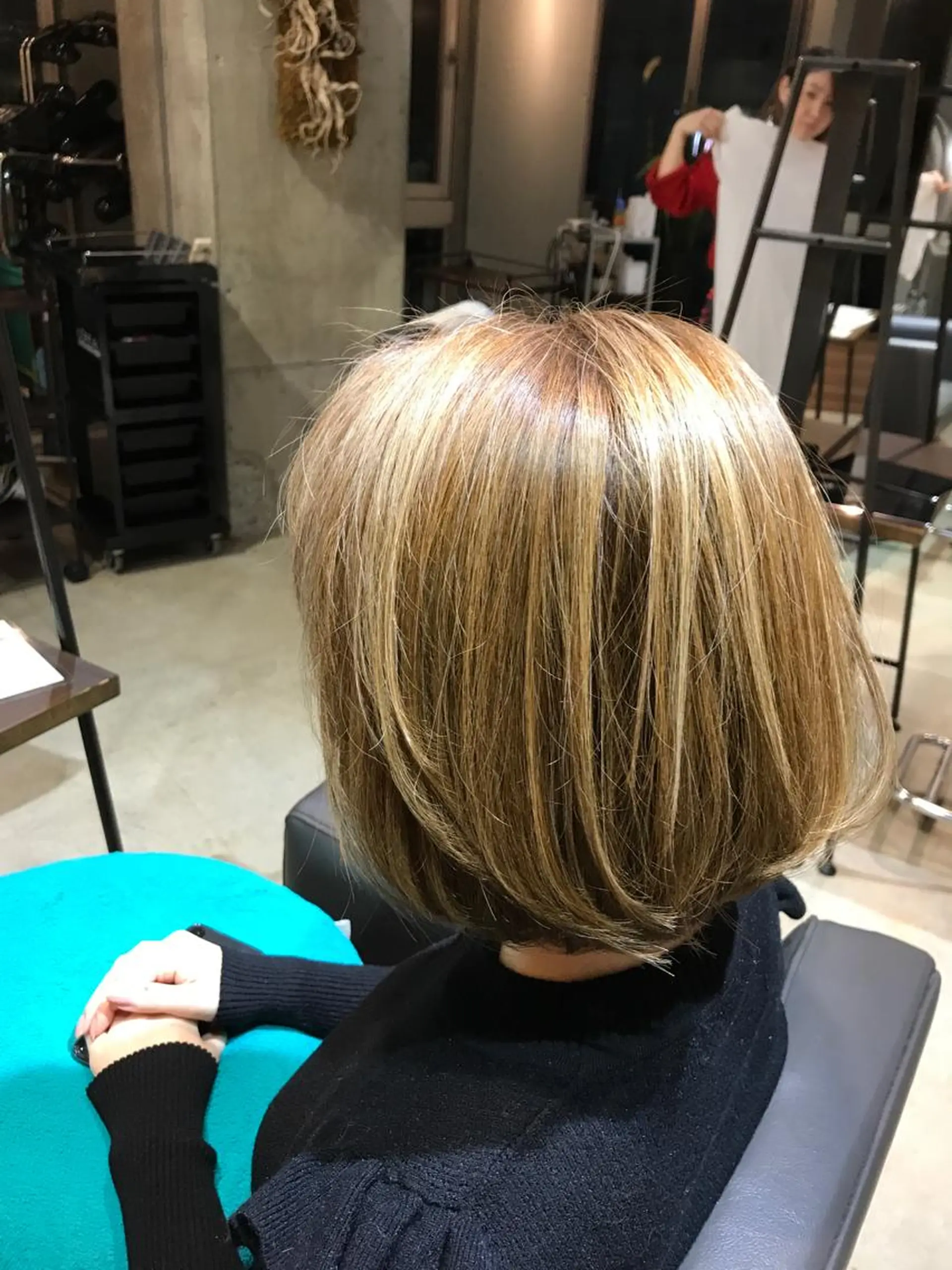 ショート カラー 平田 健一のヘアスタイル