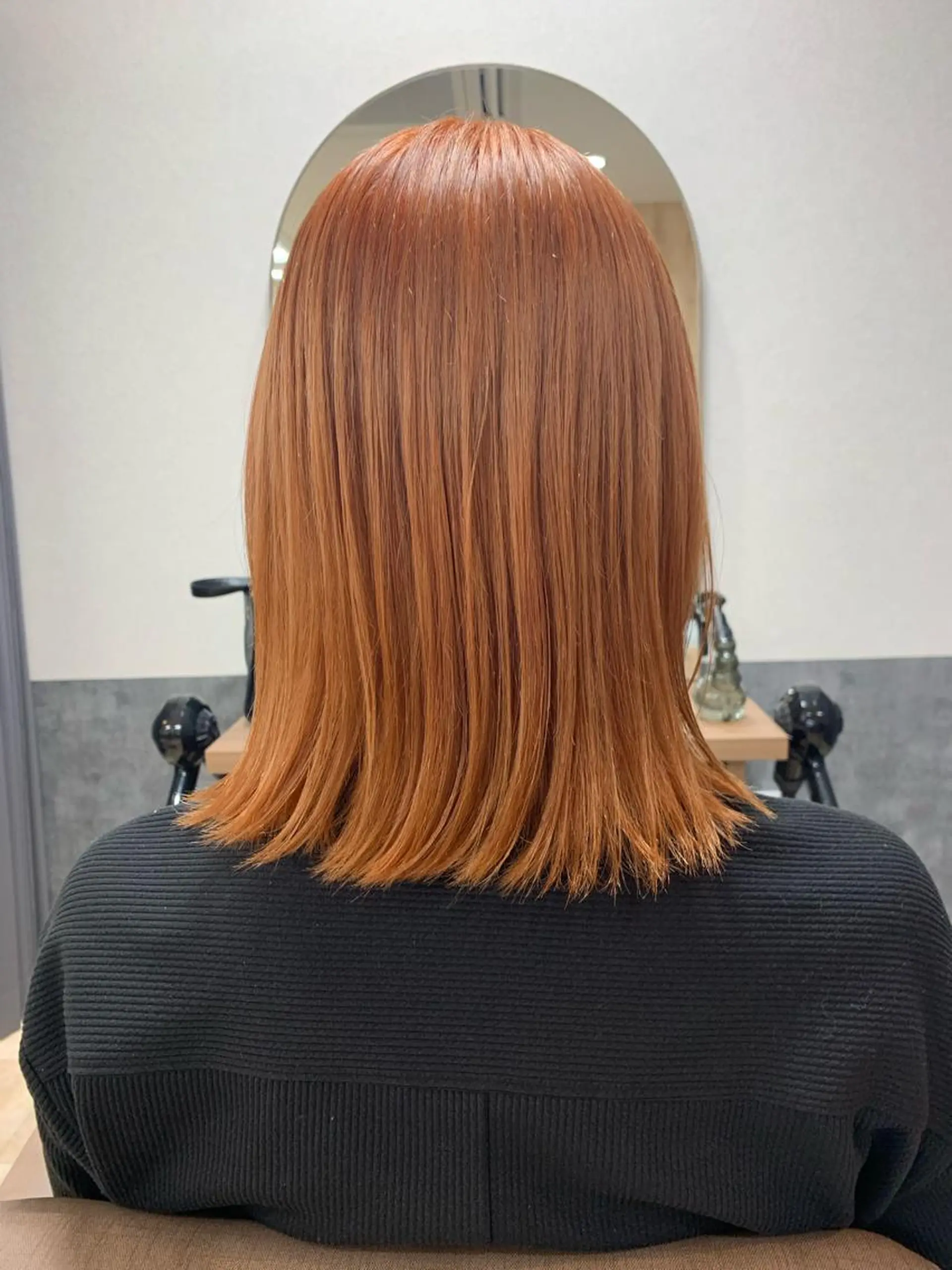 ミディアム カラー オレンジ 赤坂 有季のヘアスタイル