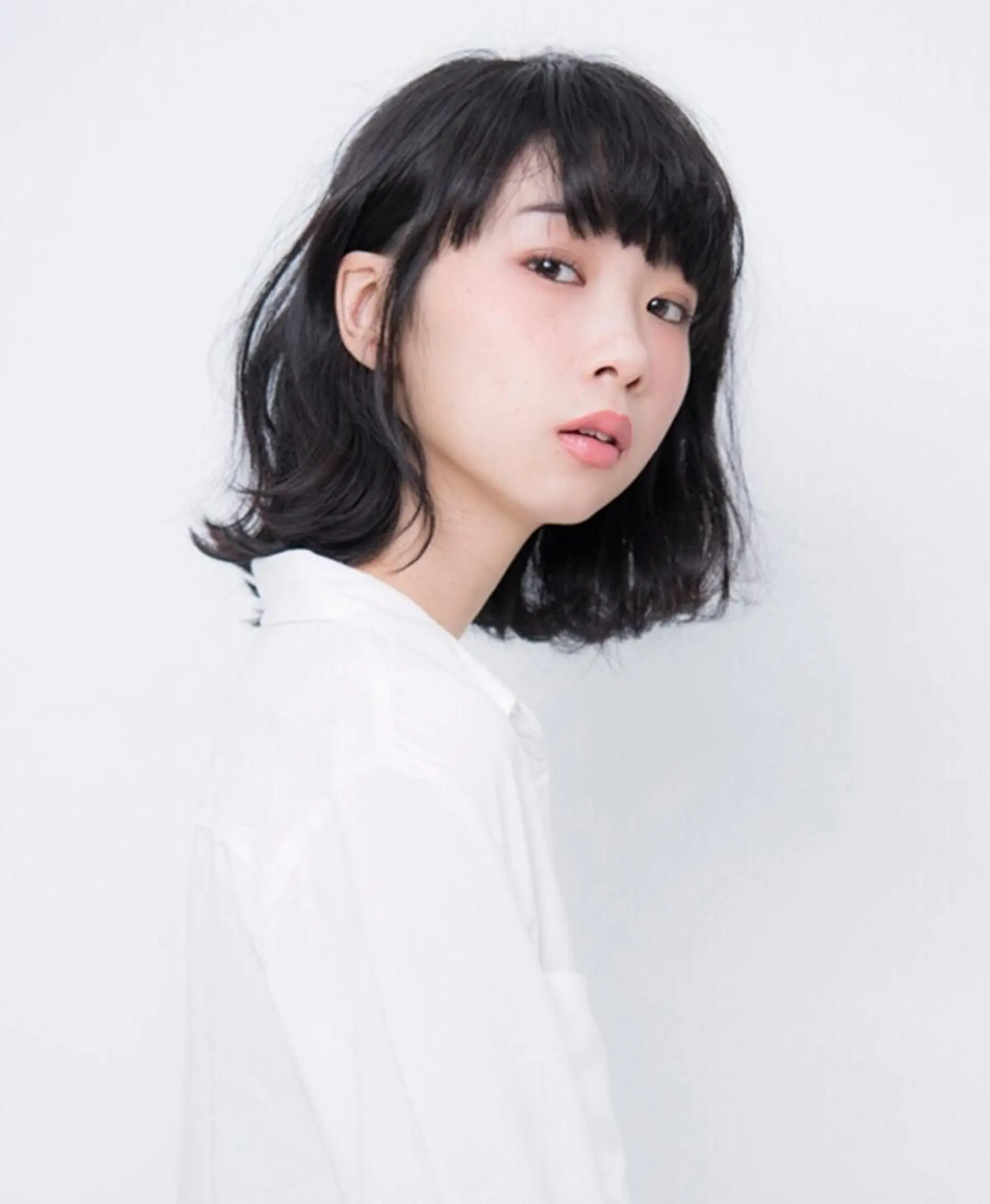 ミディアム パーマ nex the salon vlow所属・趙 英来のヘアスタイル