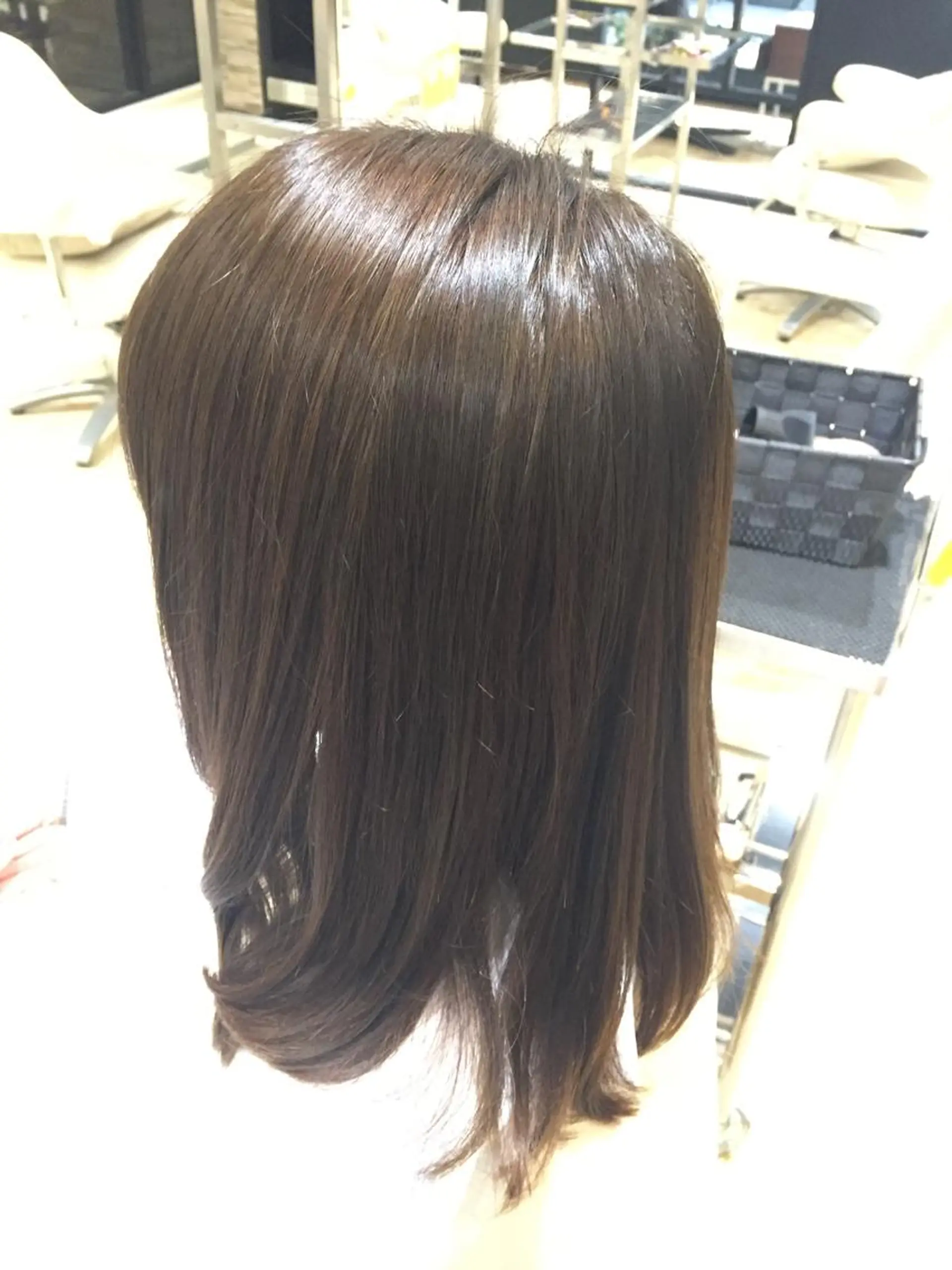 カラー アッシュ アッシュブラウン ブラウンカラー 透明感カラー 足立 小百合のヘアスタイル