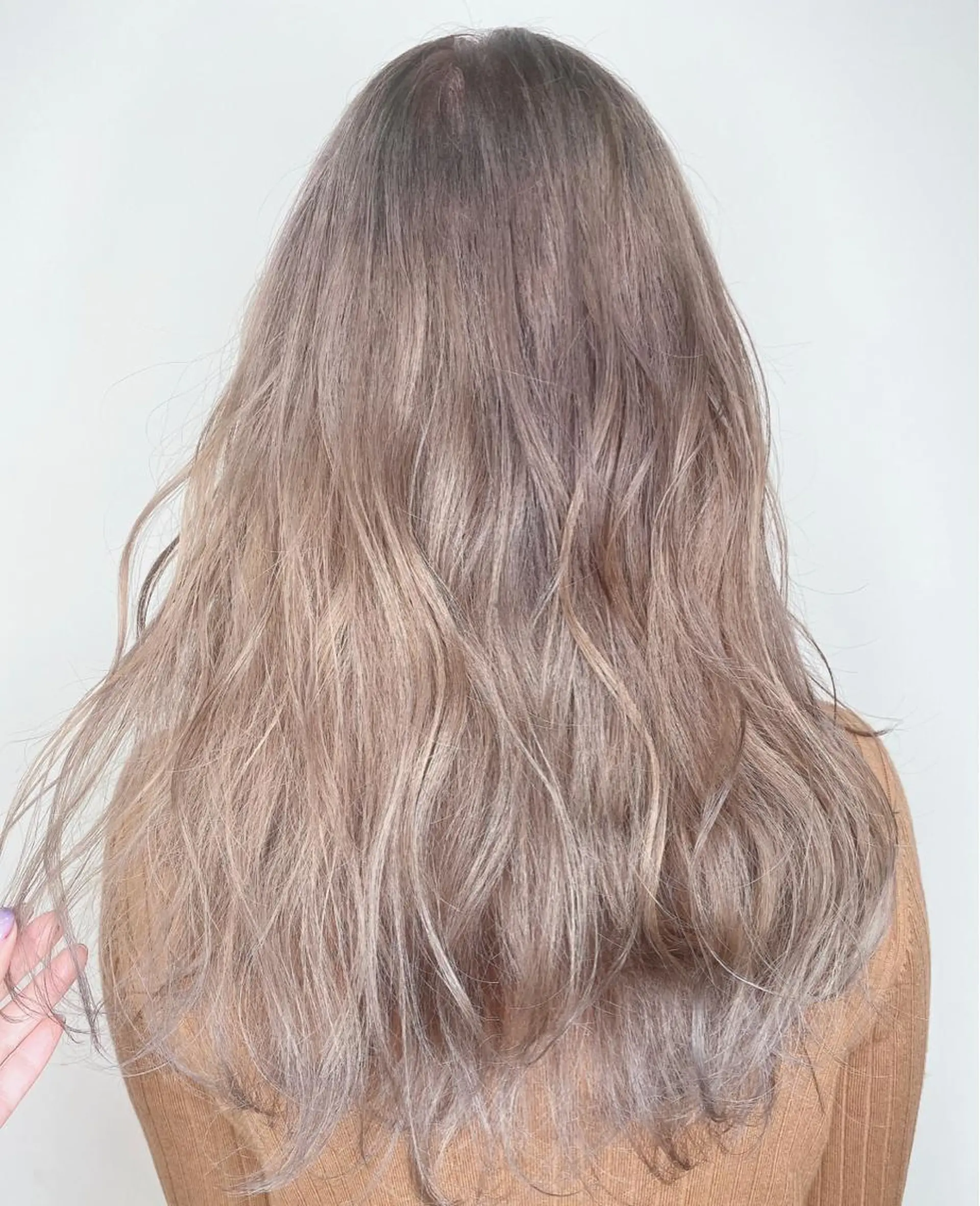 ロング カラー ヘアアレンジ ベージュカラー ブリーチ グラデーションカラー ミルキーベージュ ピンクカラー ヘアカラー トリートメント アイラッシュ/美容室 個室/瀬戸 一菜のヘアスタイル