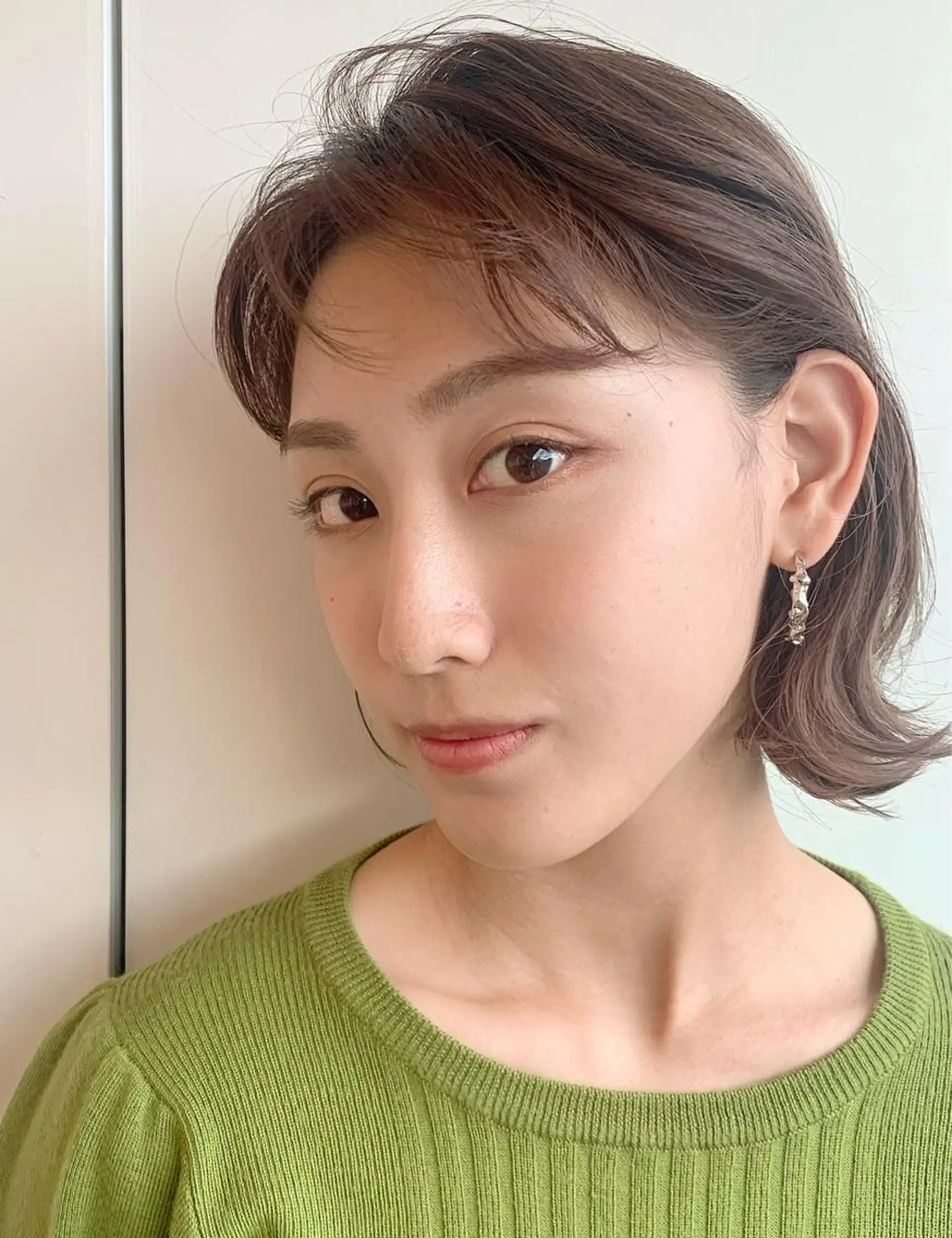 ミディアム カラー ナガス カズアキのヘアスタイル