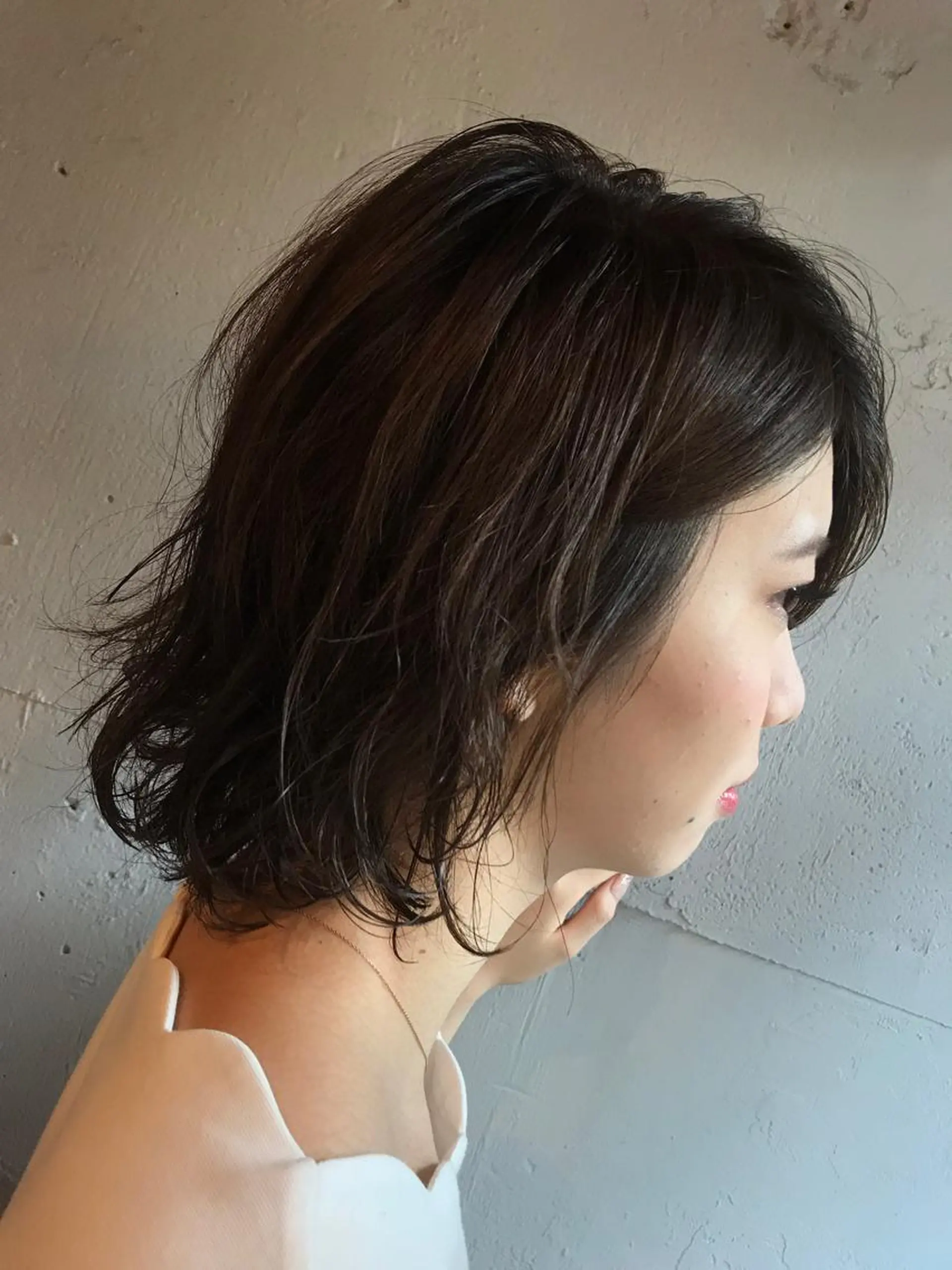 ミディアム カラー パーマ ミディアムパーマ カット パーマ トリートメント ハイライト／レイヤー 木下翔太のヘアスタイル