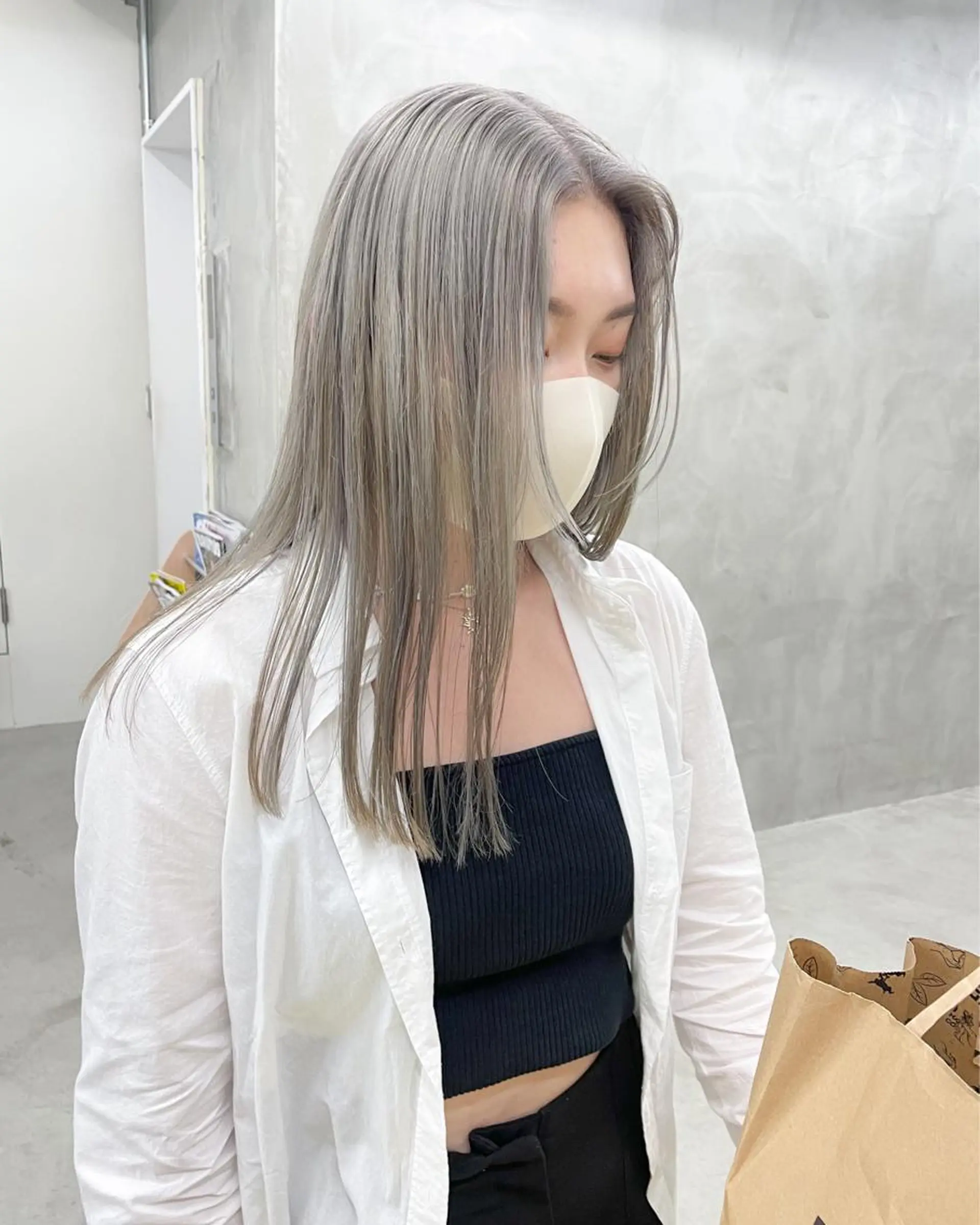 セミロング カラー ヘアカラー トリートメント 似合わせ｜レイヤー 🪩yurikaのヘアスタイル