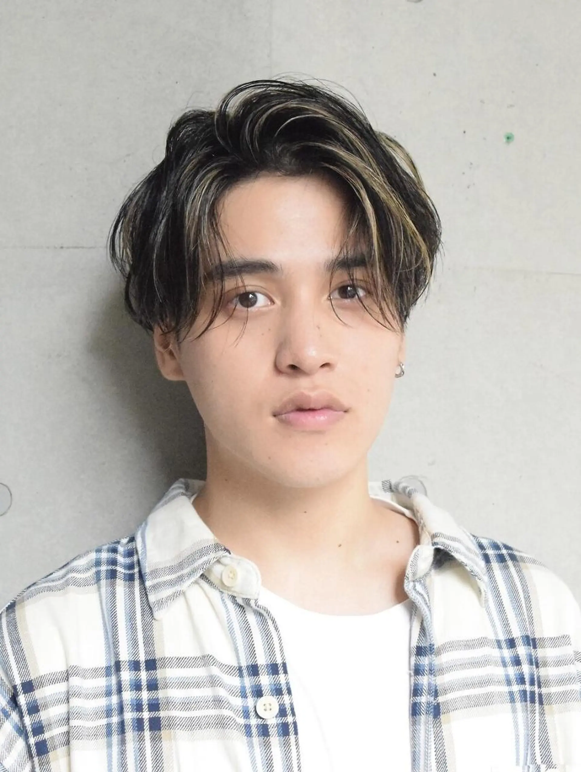 メンズ UNDER vr 【アンダーバー】のヘアスタイル